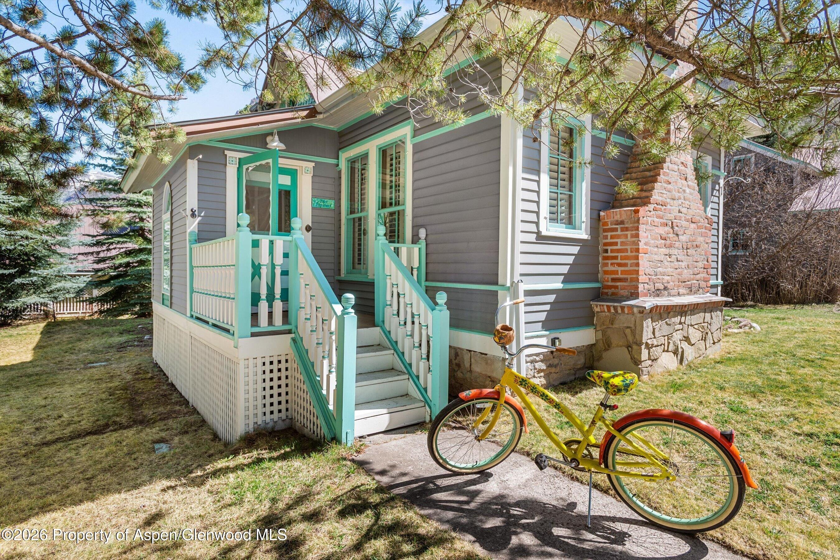 244 Redstone Boulevard