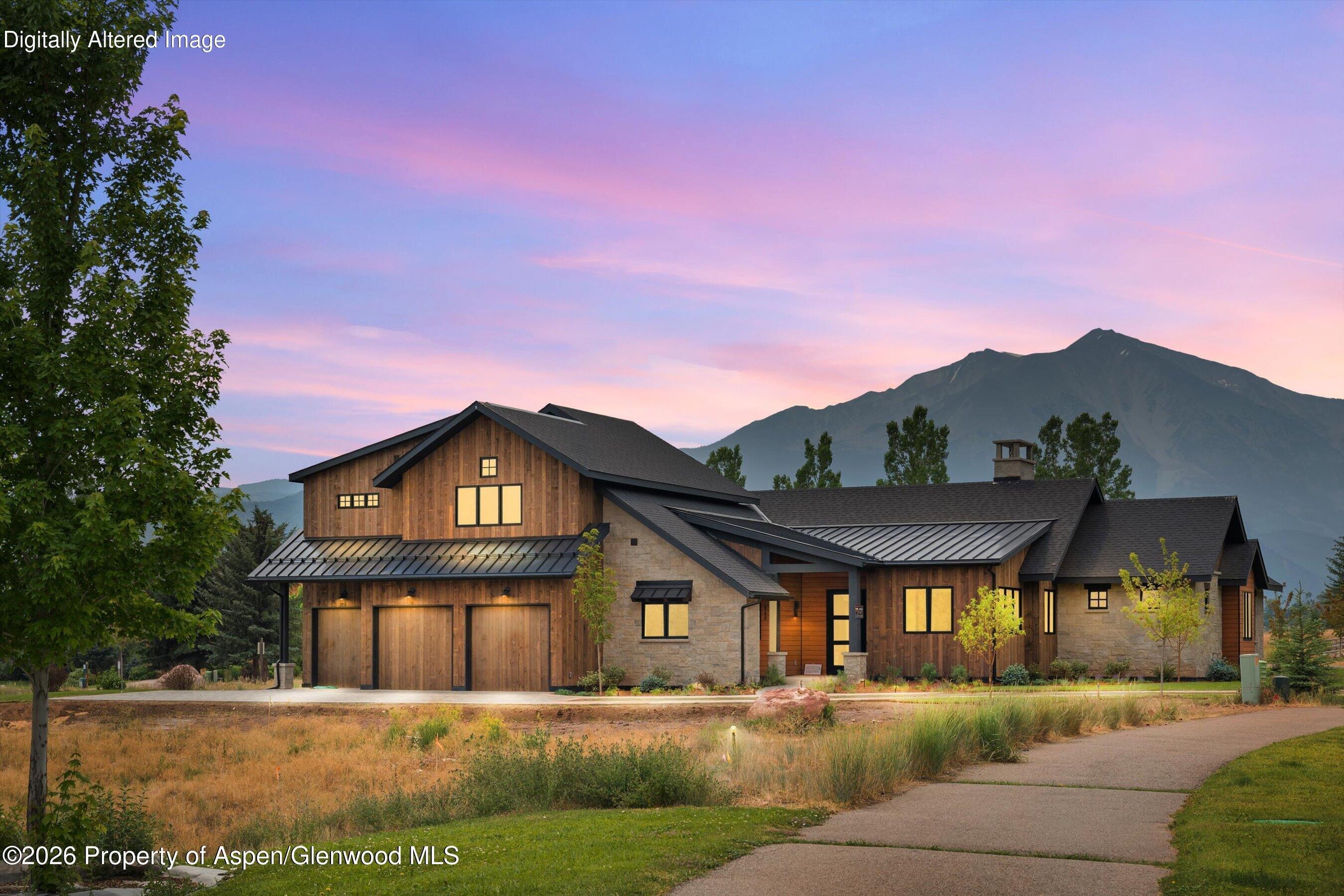 860 Perry Ridge