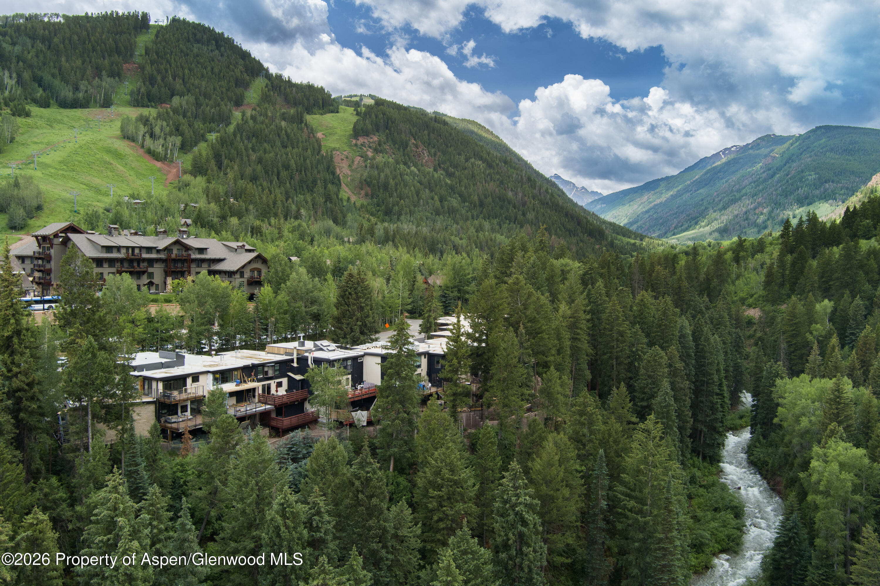1501 Maroon Creek Road 2