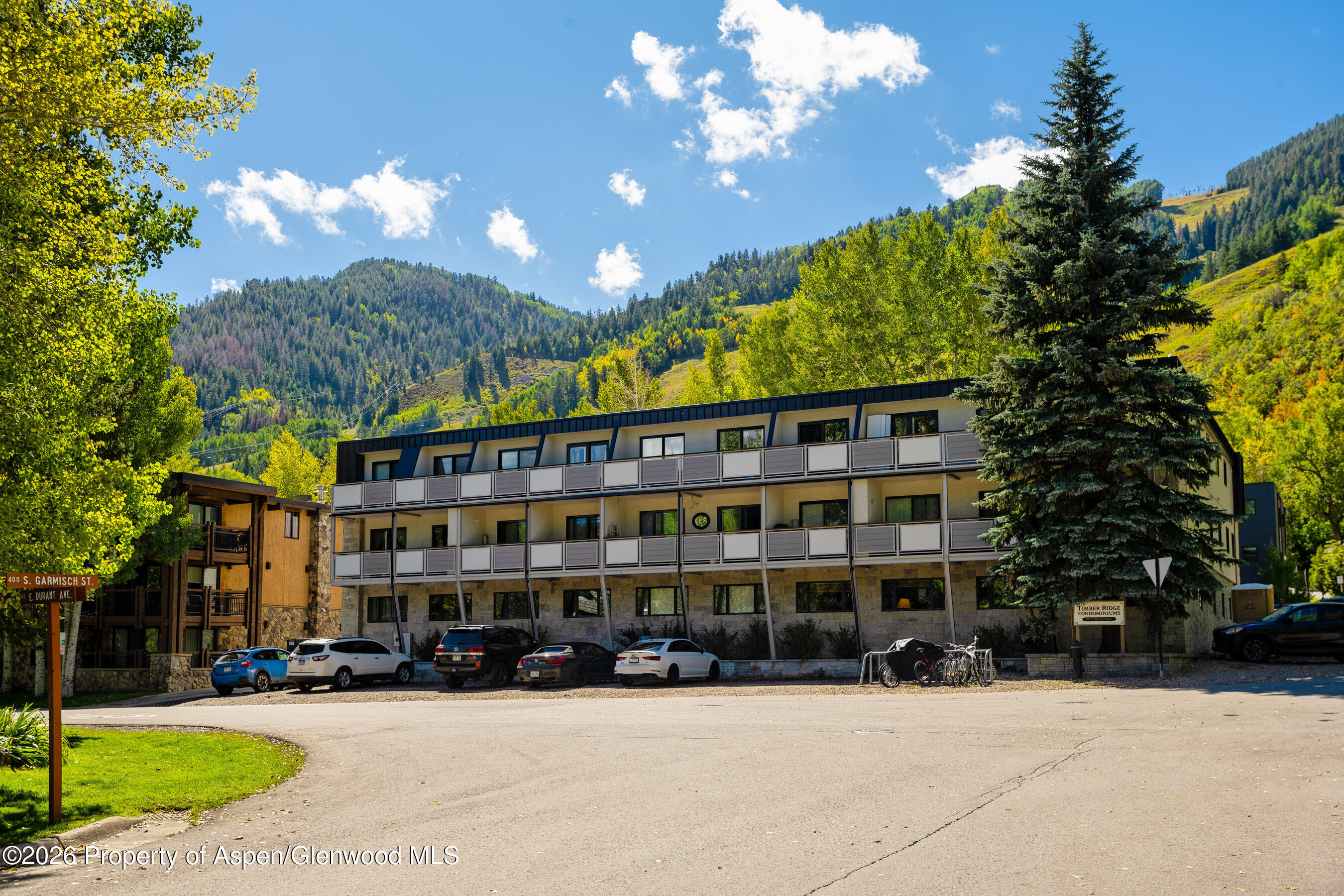 100 E Dean Street Unit 2b