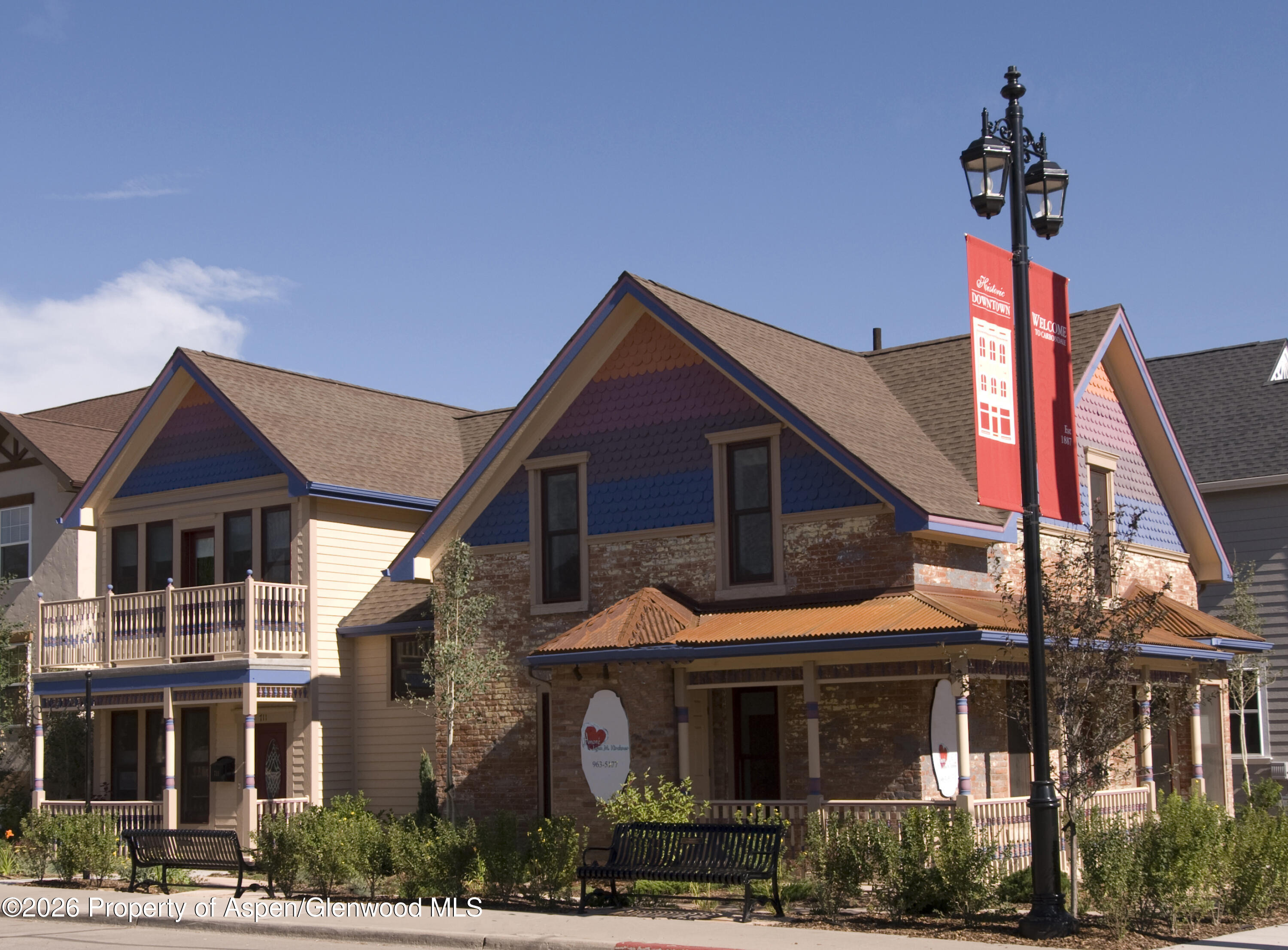 711 Main Street