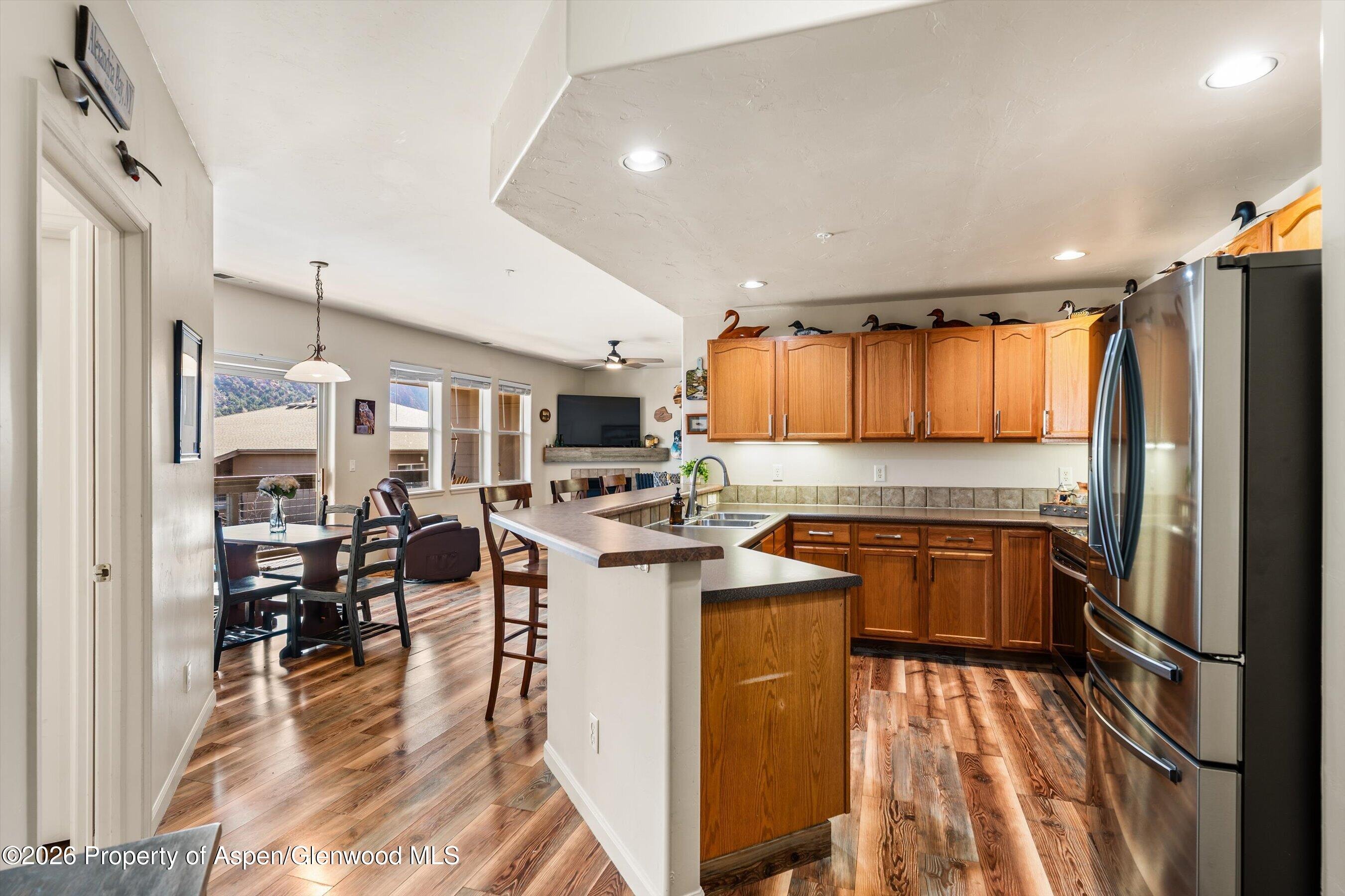 2701 Midland Avenue 811