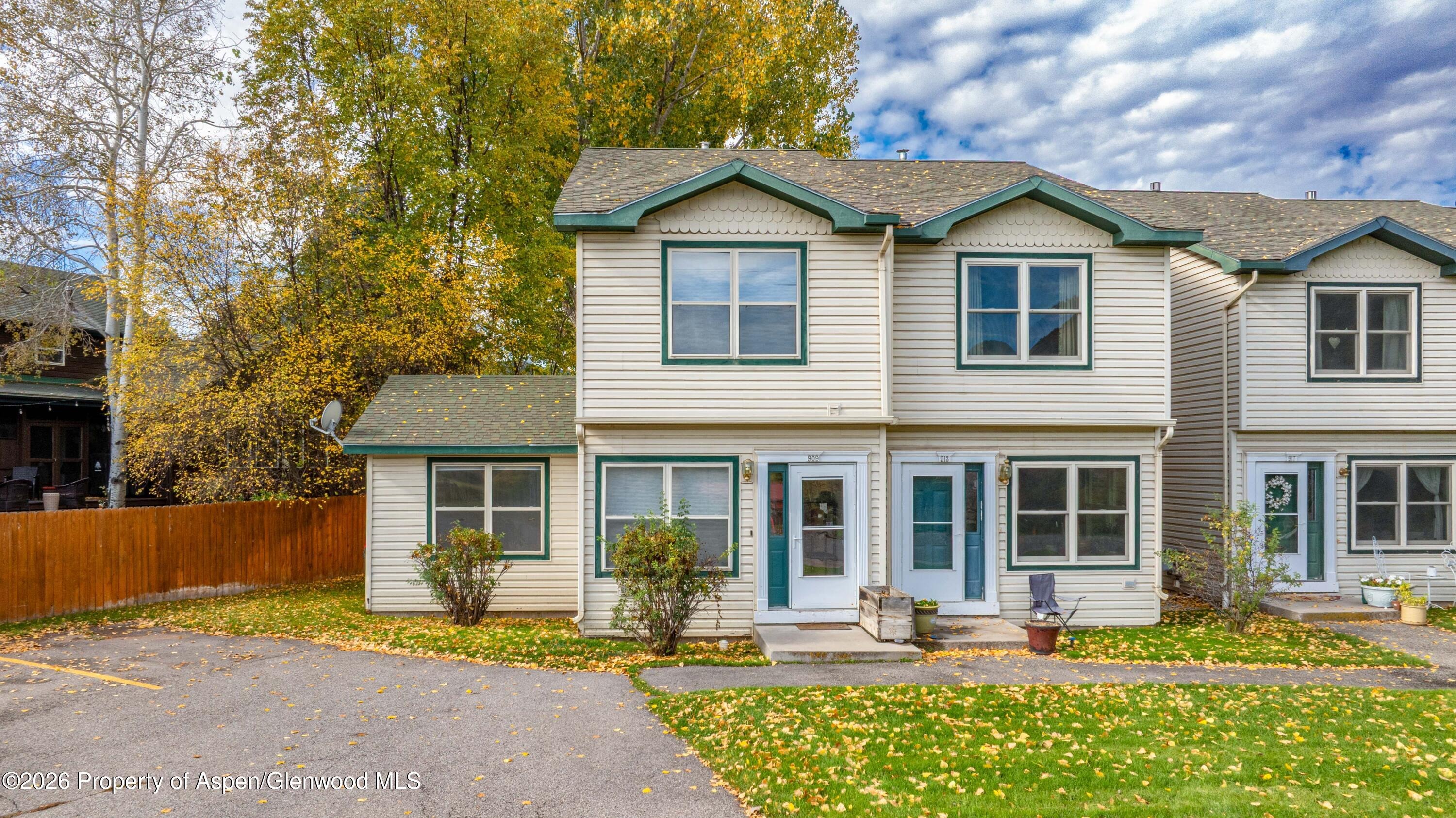 909 Cowen Drive