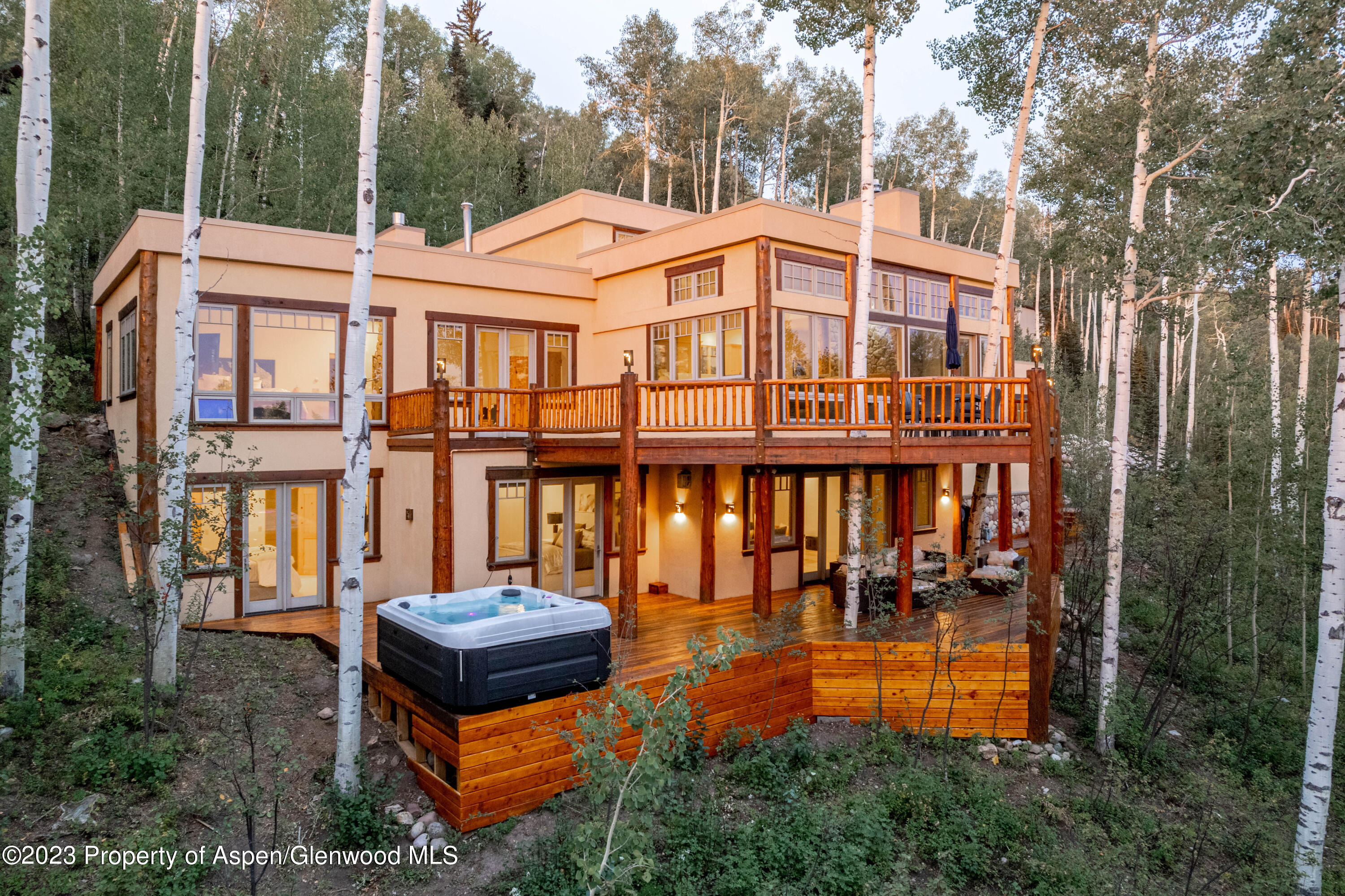 40 Maple Ridge Lane