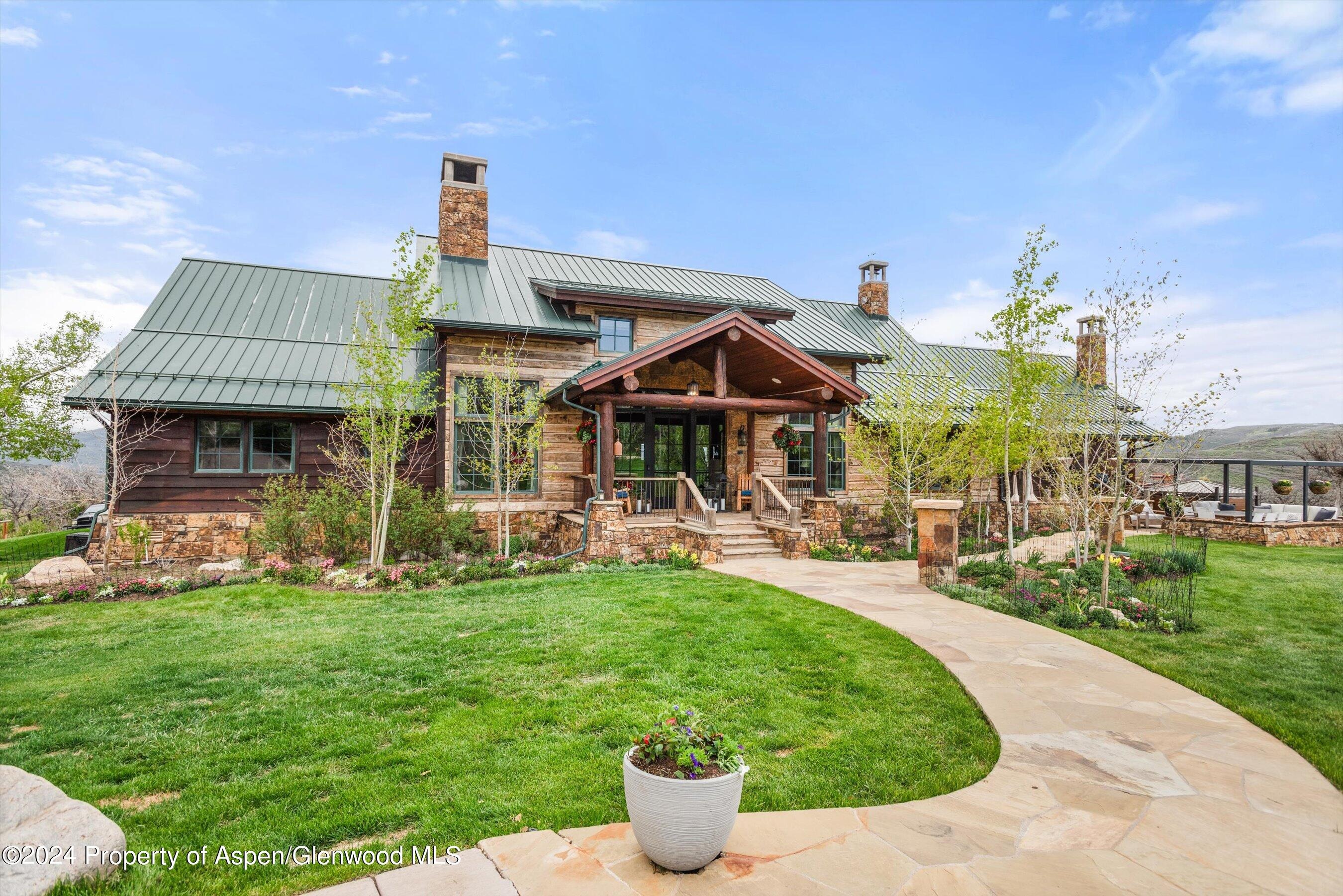 227 Sage Rim Circle