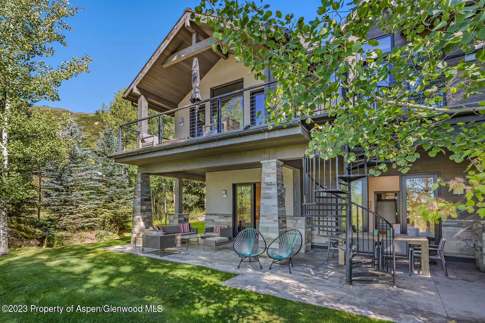 505 Park Circle