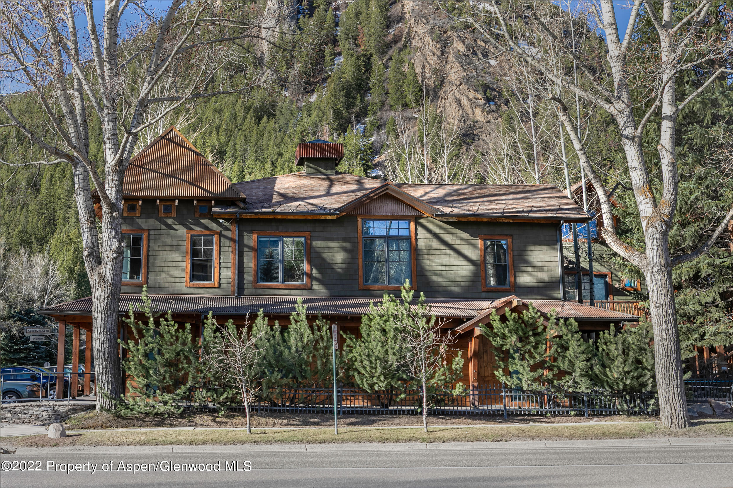 501 W Main Street A-106