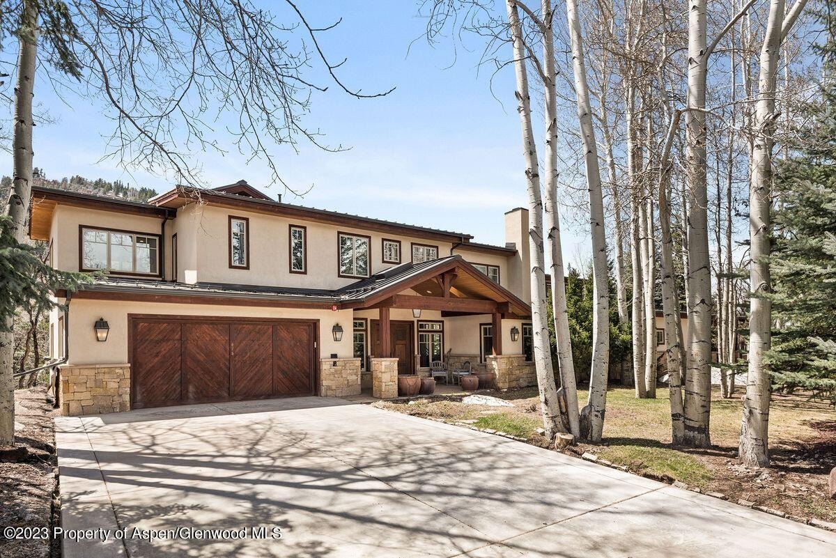 75 Glen Eagle Drive