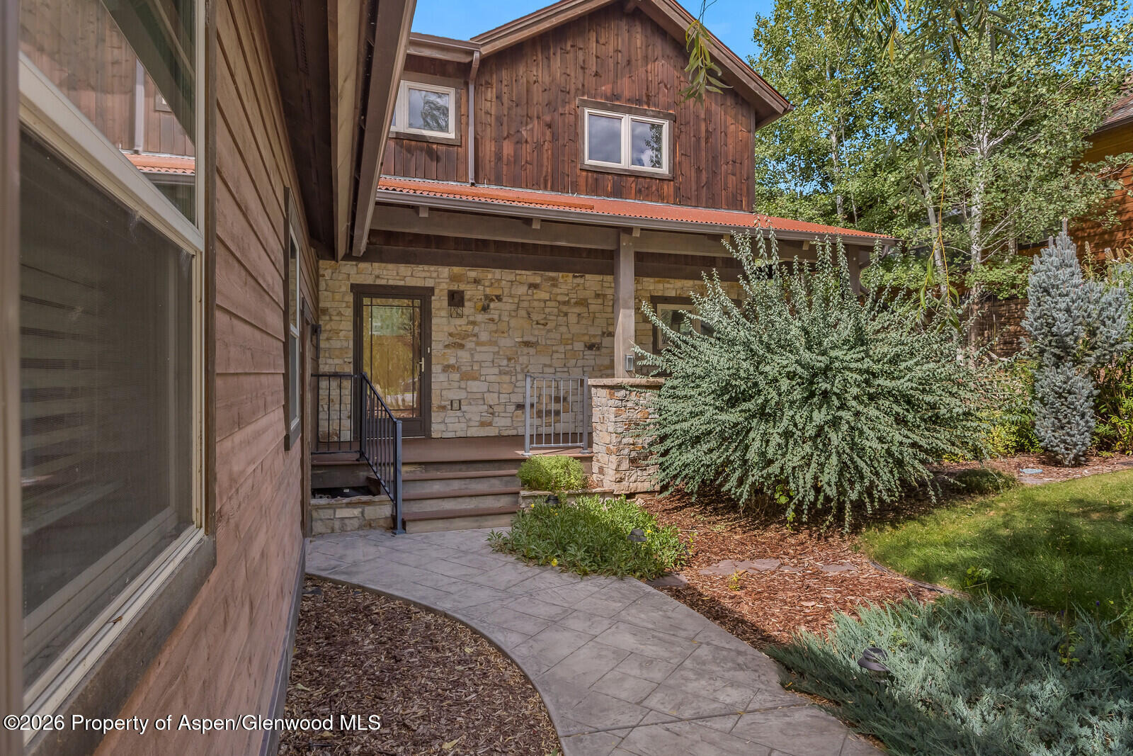101 Cliff Rose Way