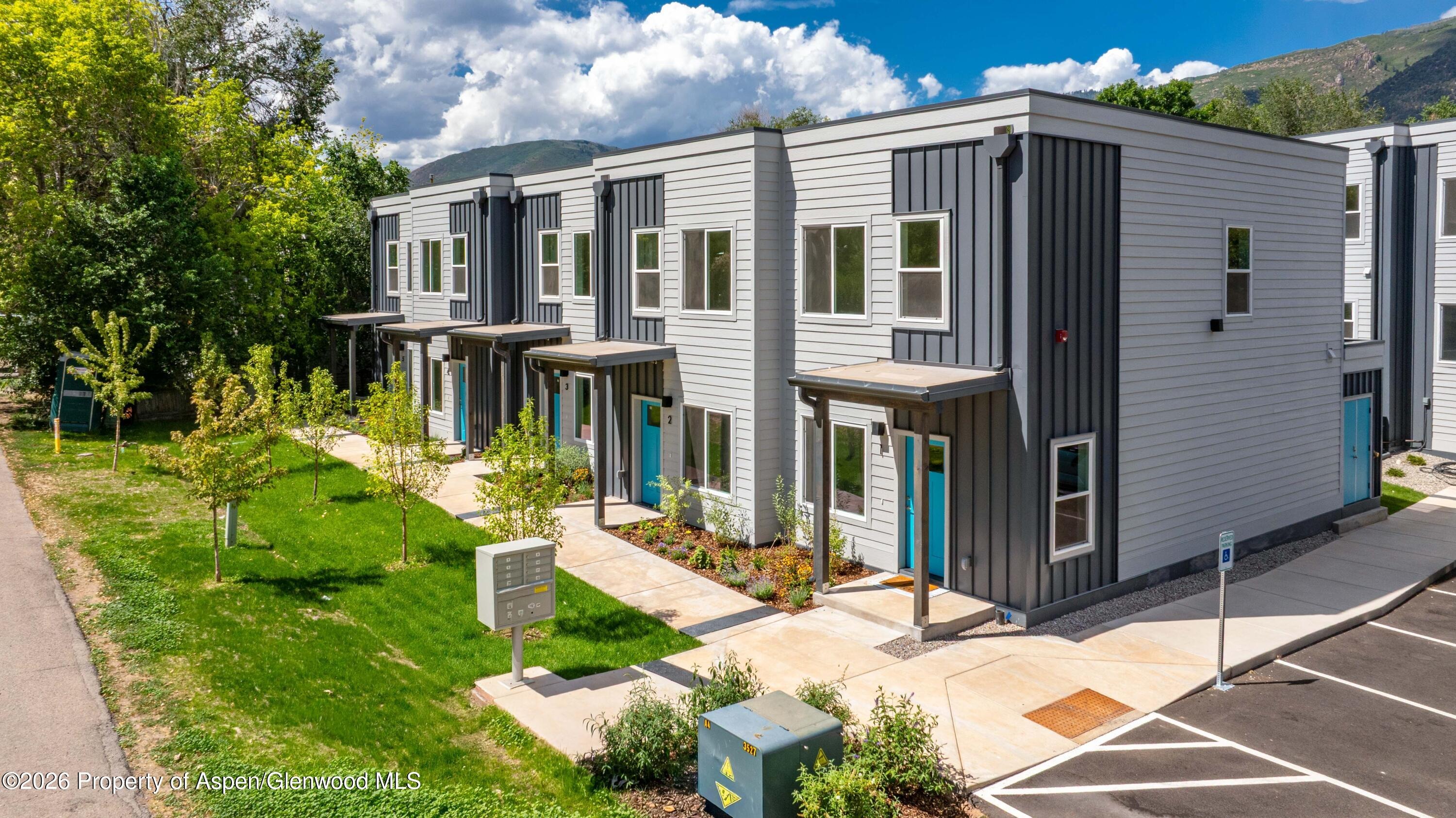 619 Overlin Drive 1-2 & 4-11