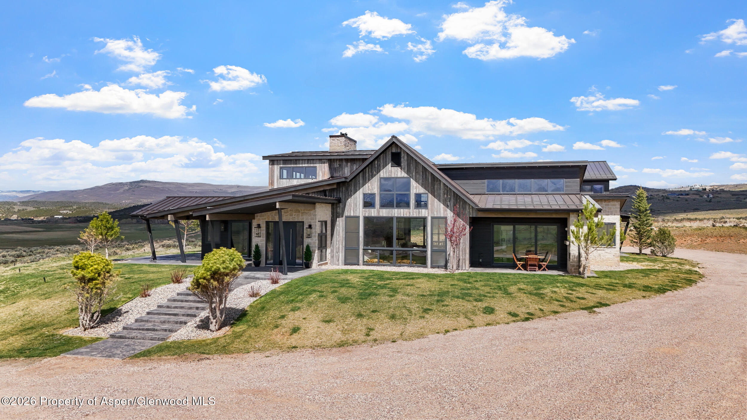 893 County Road 102