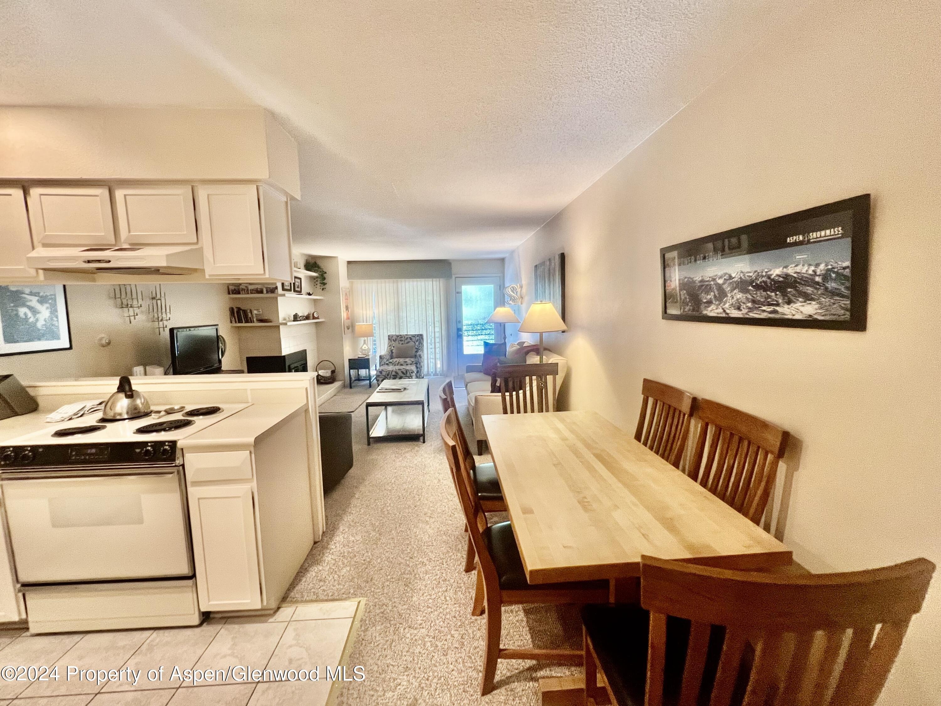 210 E Cooper Avenue 2D