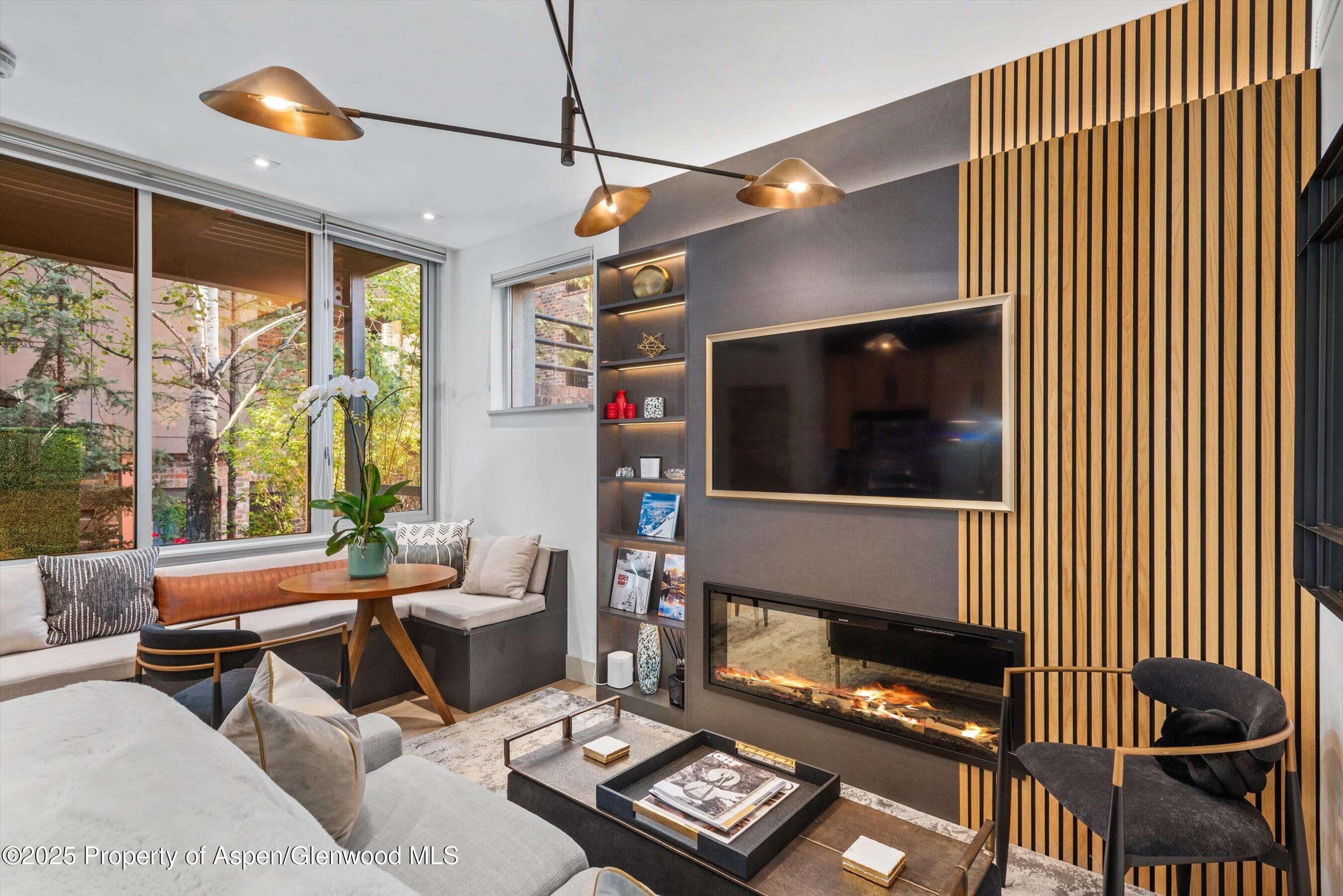 434 E Main Street 104