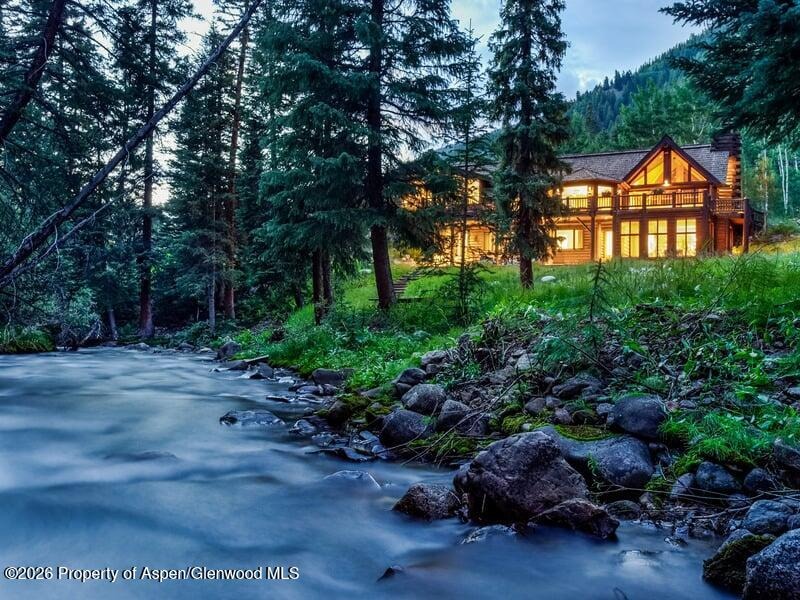 27 & 33 Fall Creek