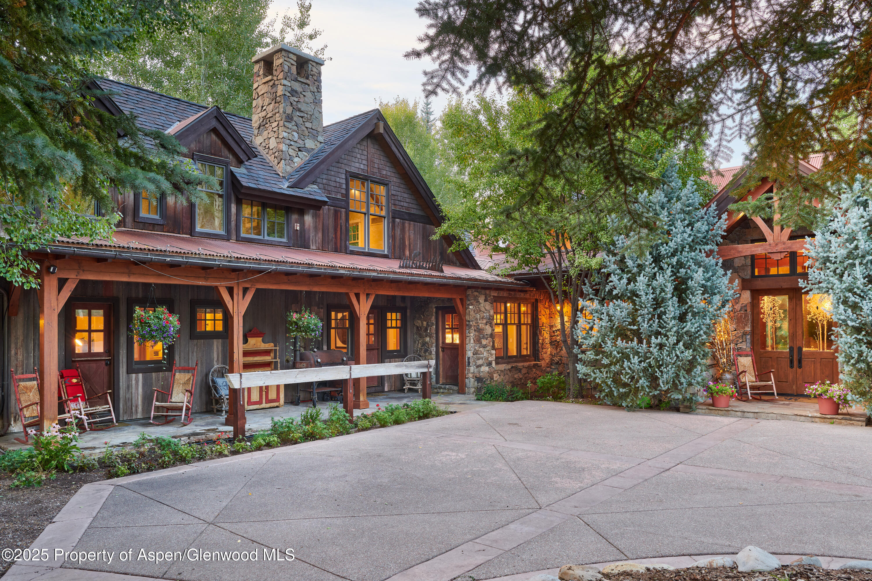 1900/1902 Snowmass Creek Road