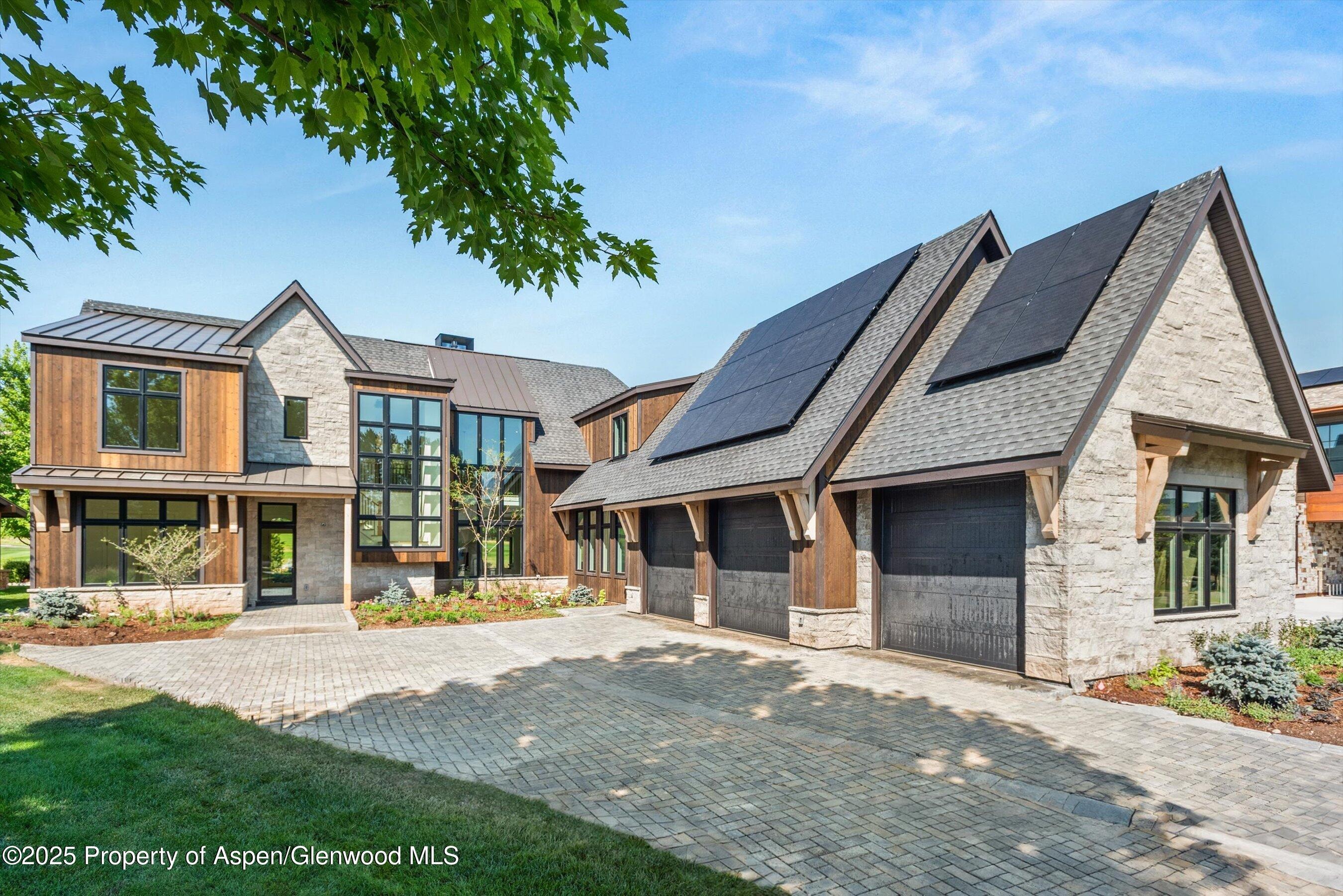 1229 Heritage Drive