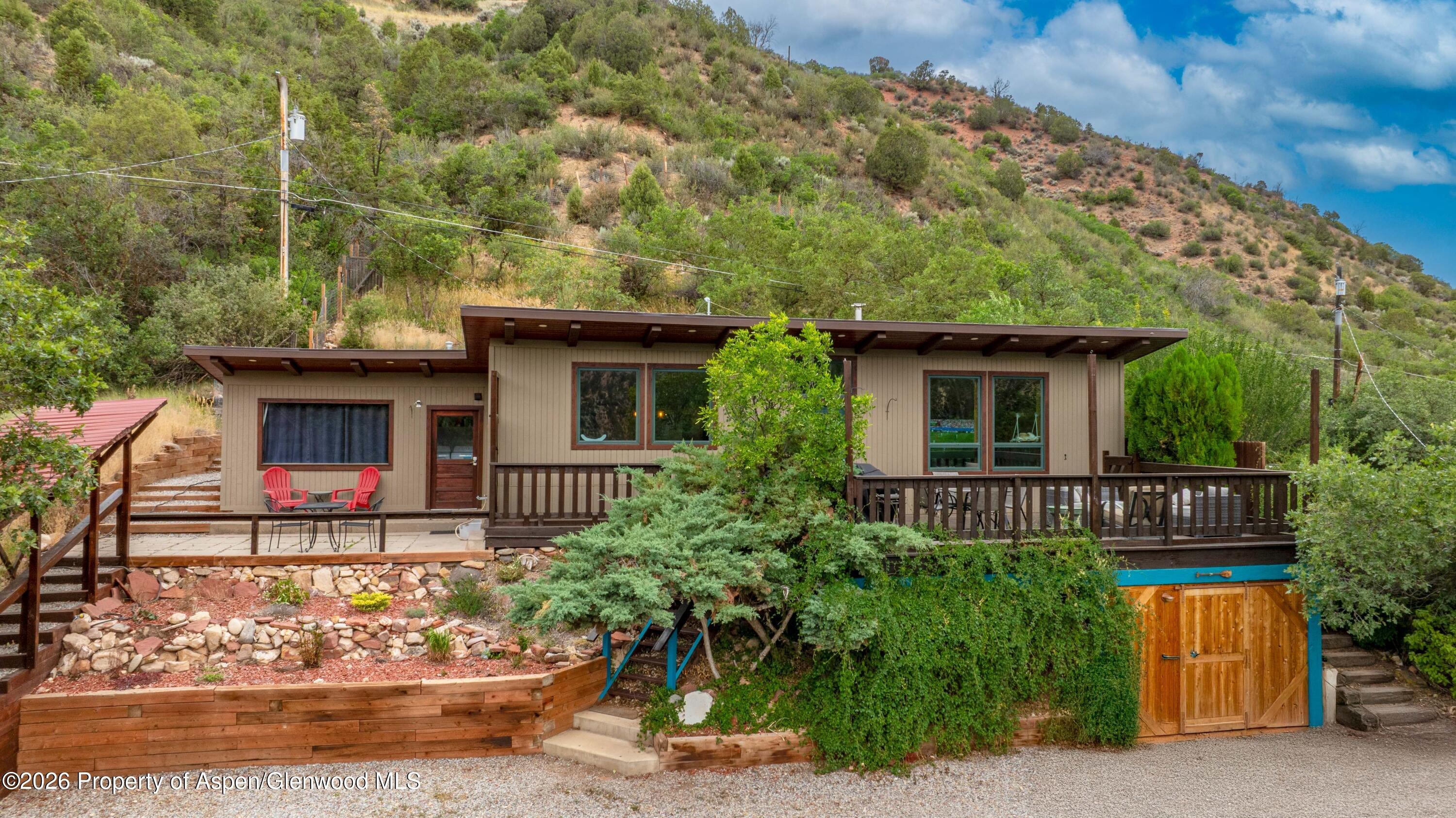805 Red Mountain Drive