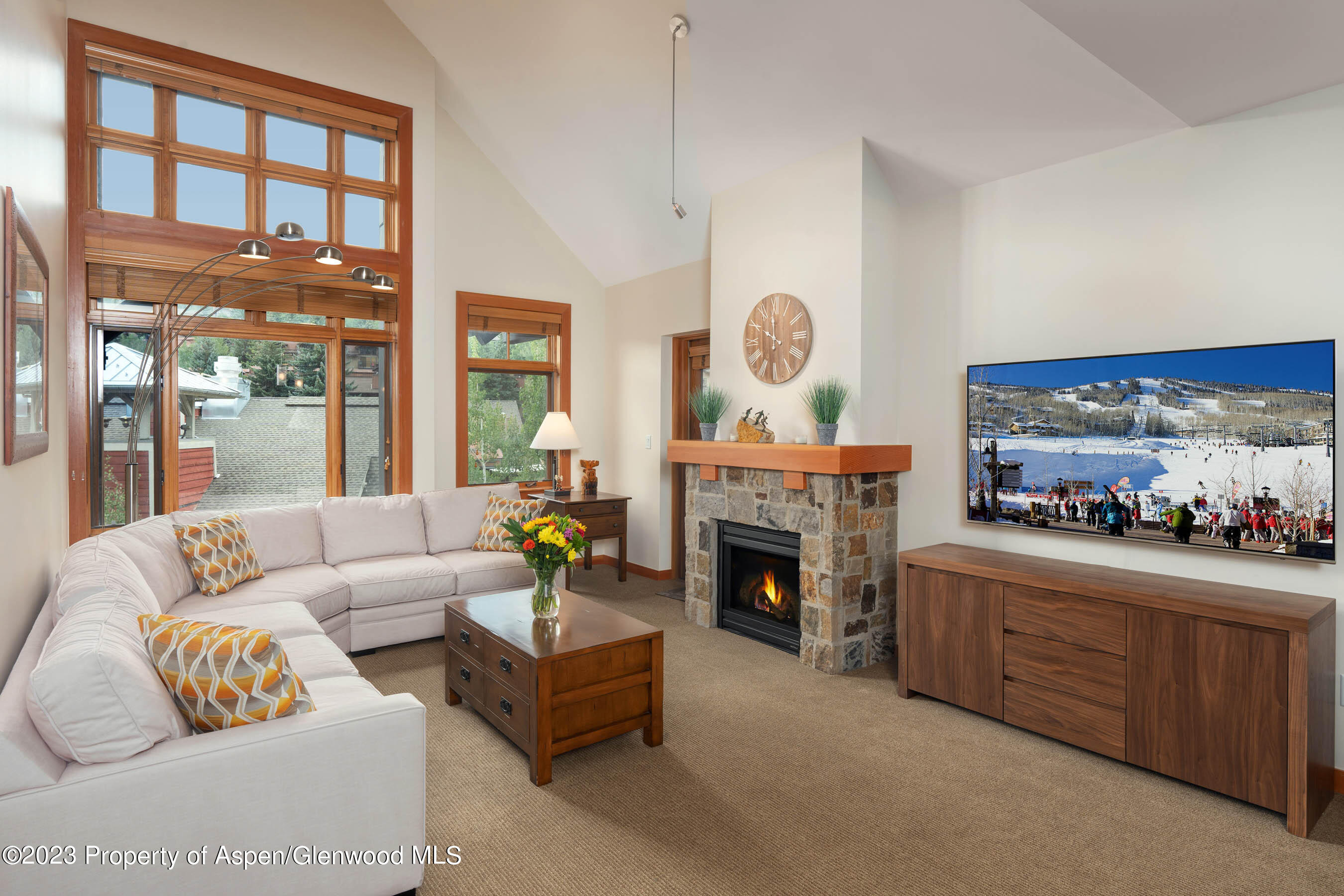 110 Carriage Way 3406