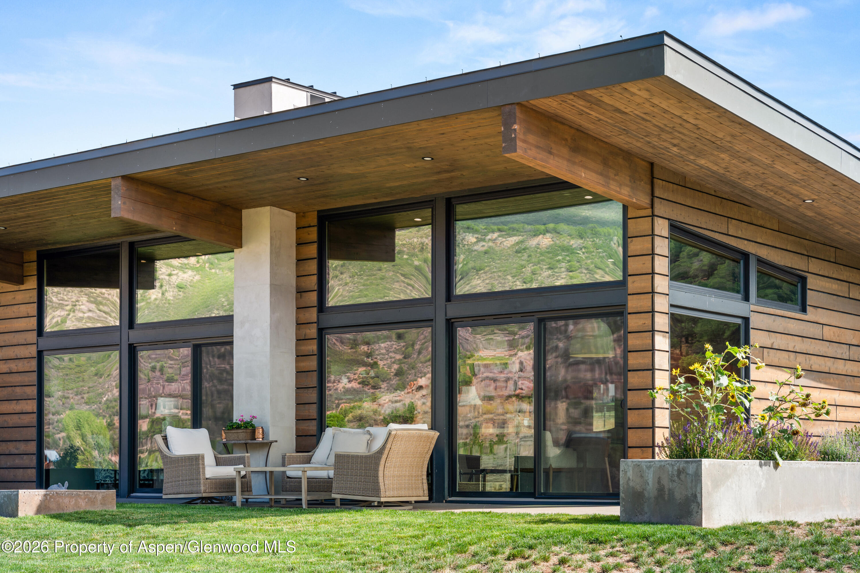 479 Spring Ridge Drive