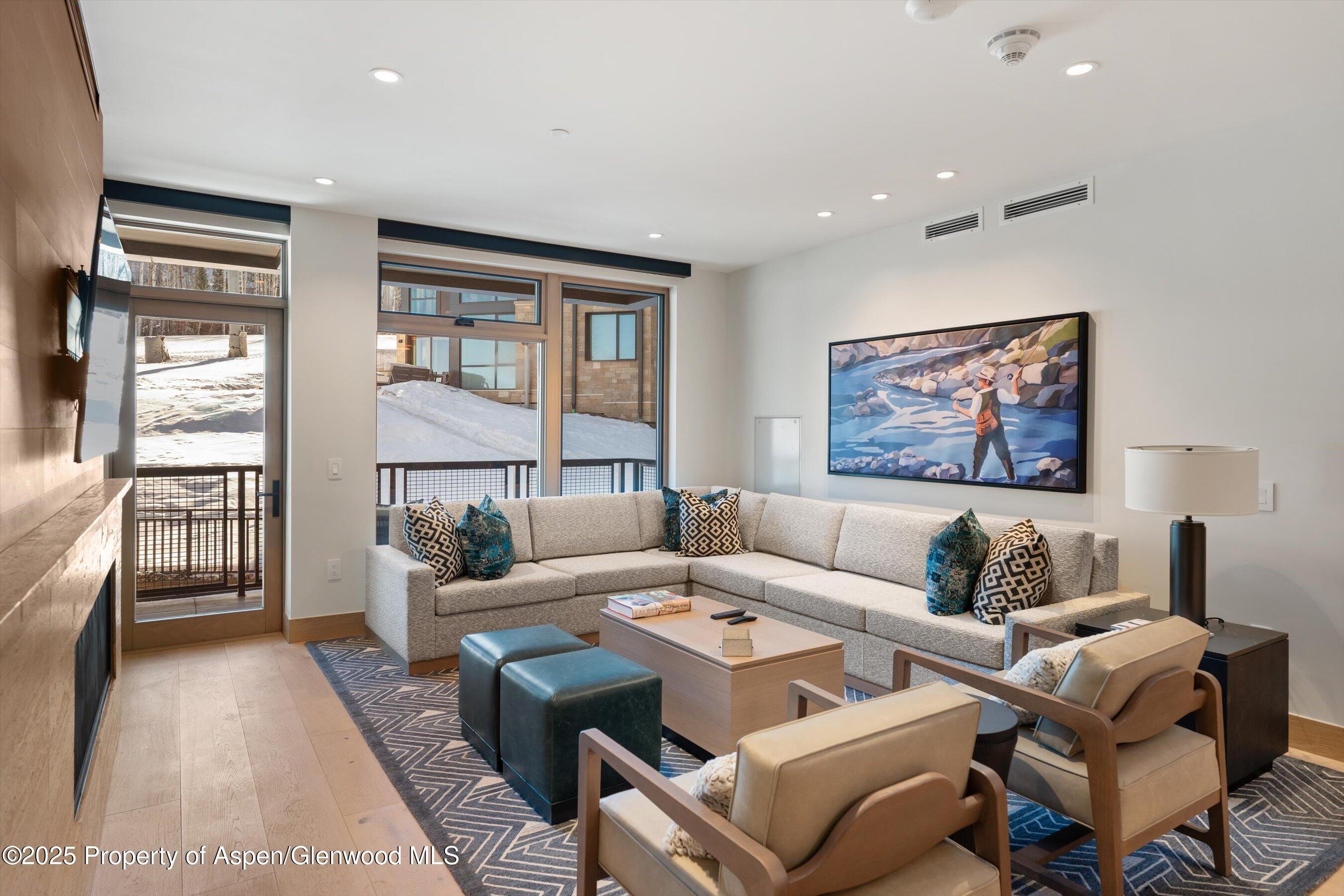 130 Wood Road 253+255