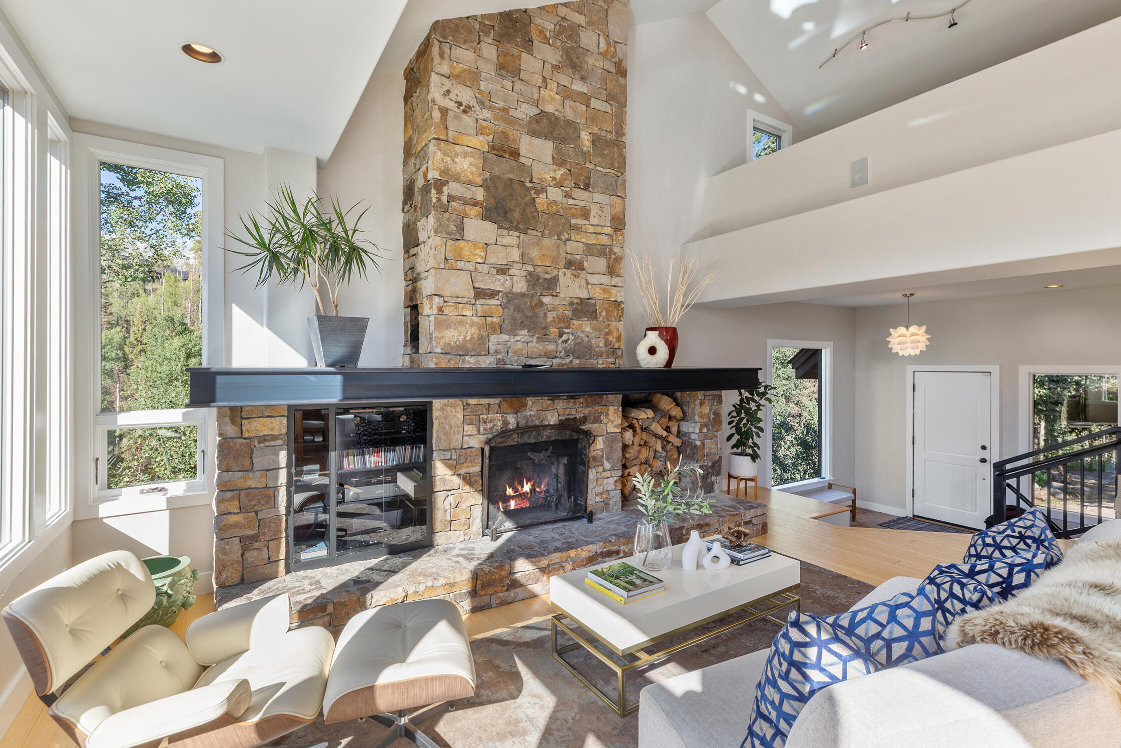 815 Saddle Horn Lane