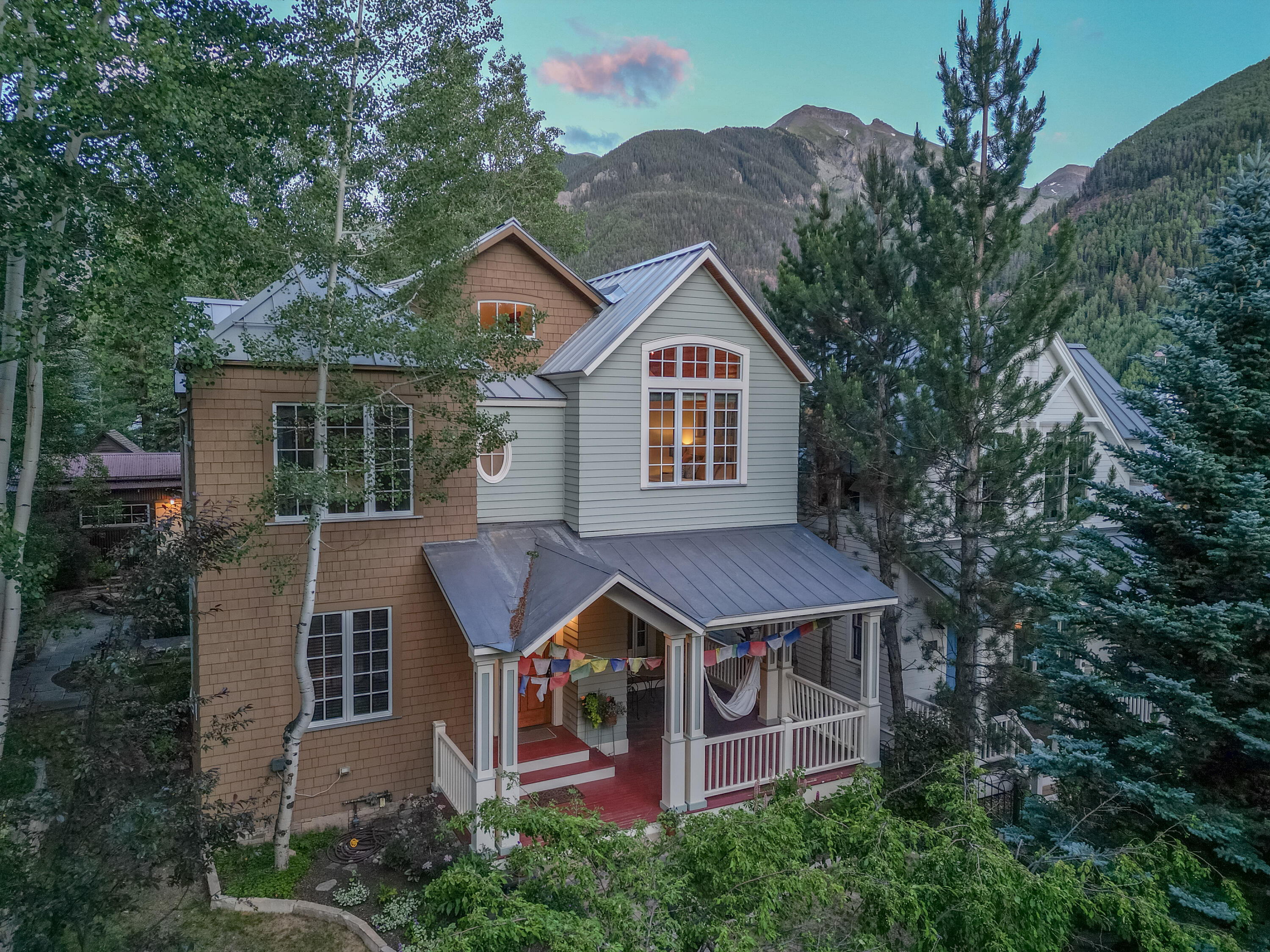 210 N Aspen Street