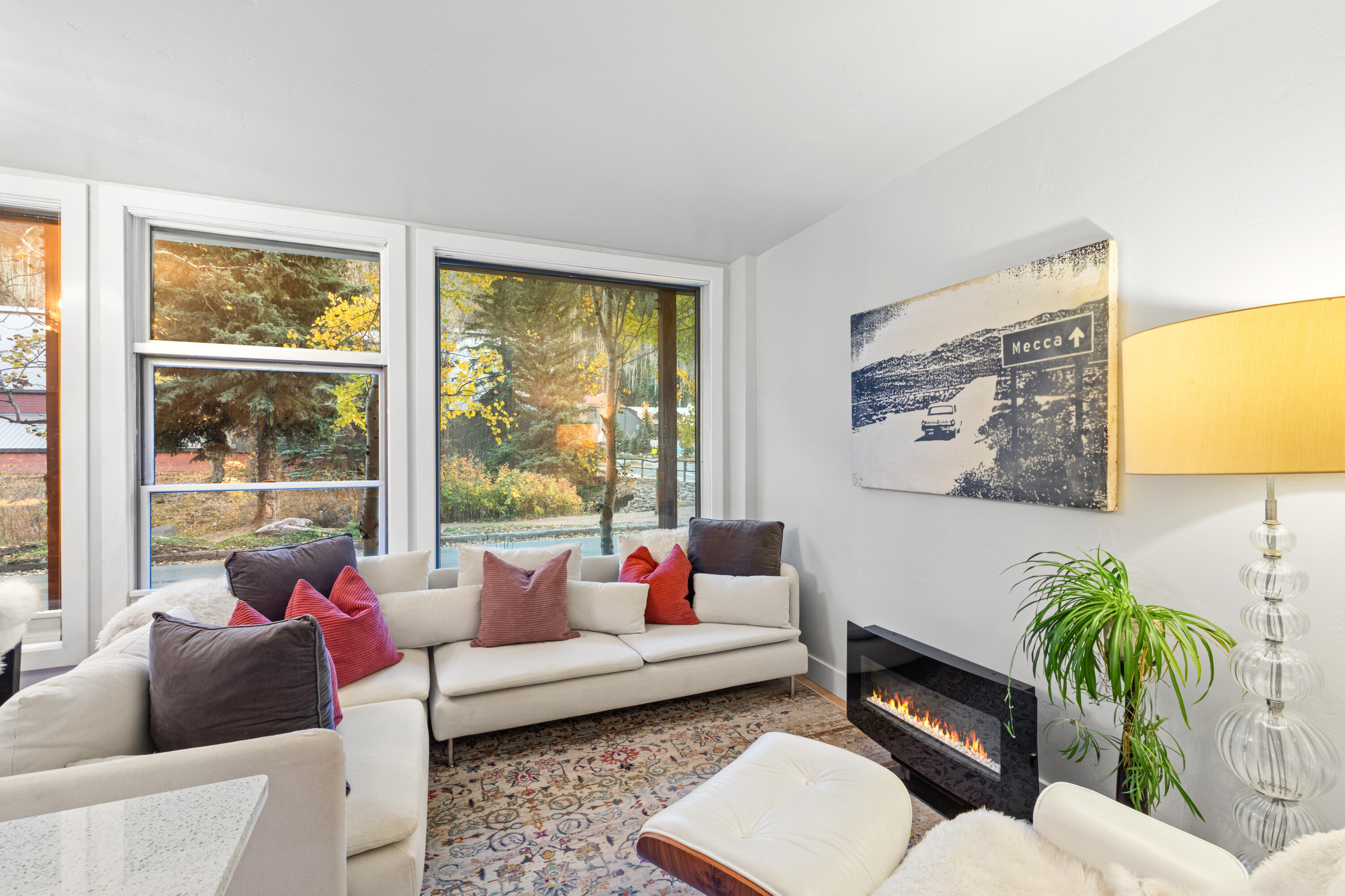 791 W Pacific Avenue 4H