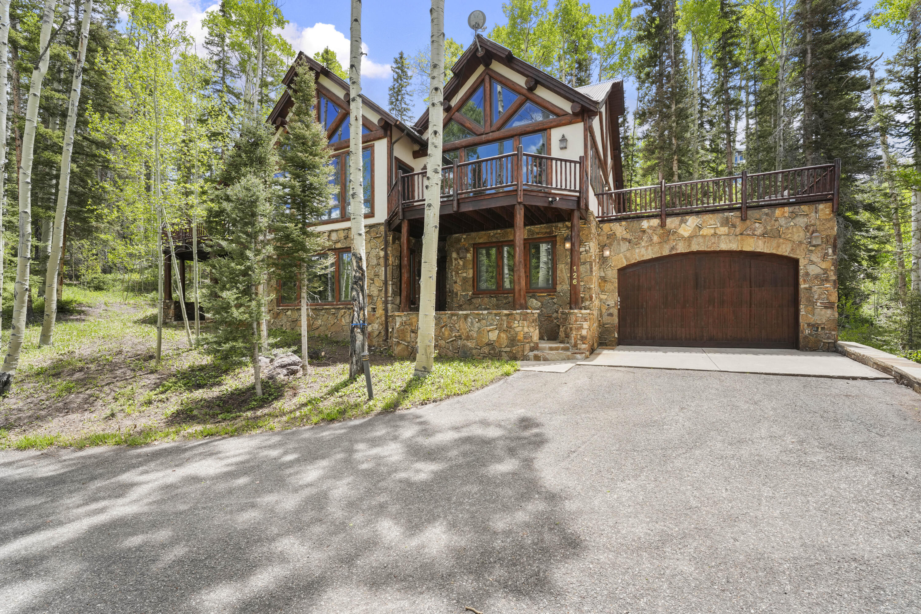 126 Polecat Lane