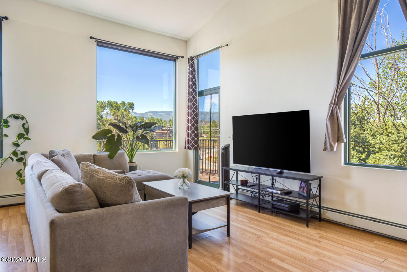 705 Nogal Road APT A10
