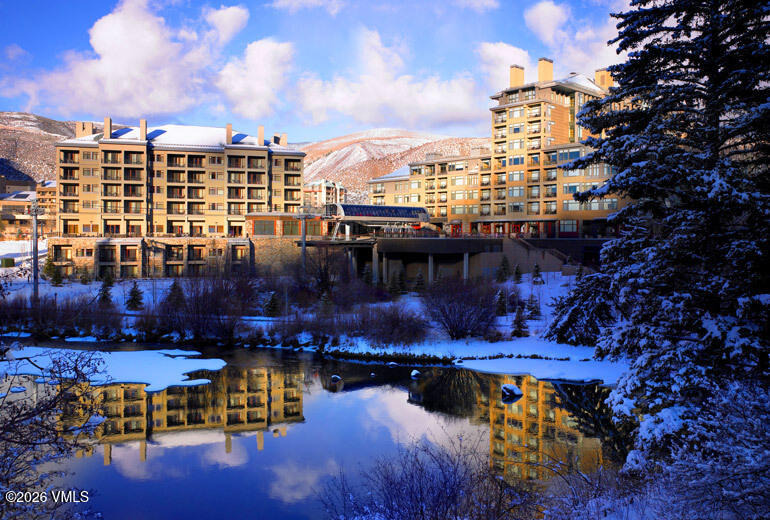 218 Riverfront 2306A/B - wk 51+winter float