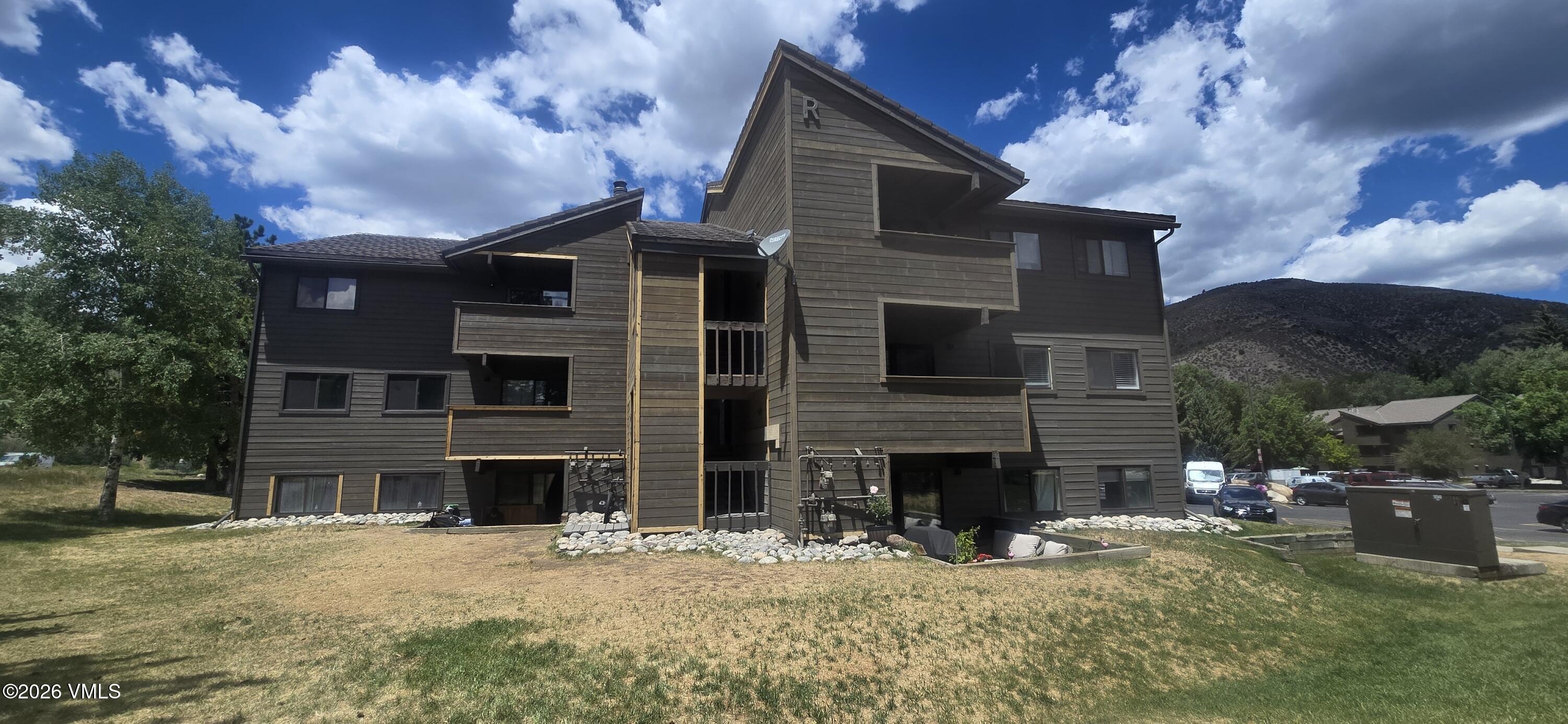 1061 W Beaver Creek Boulevard 302