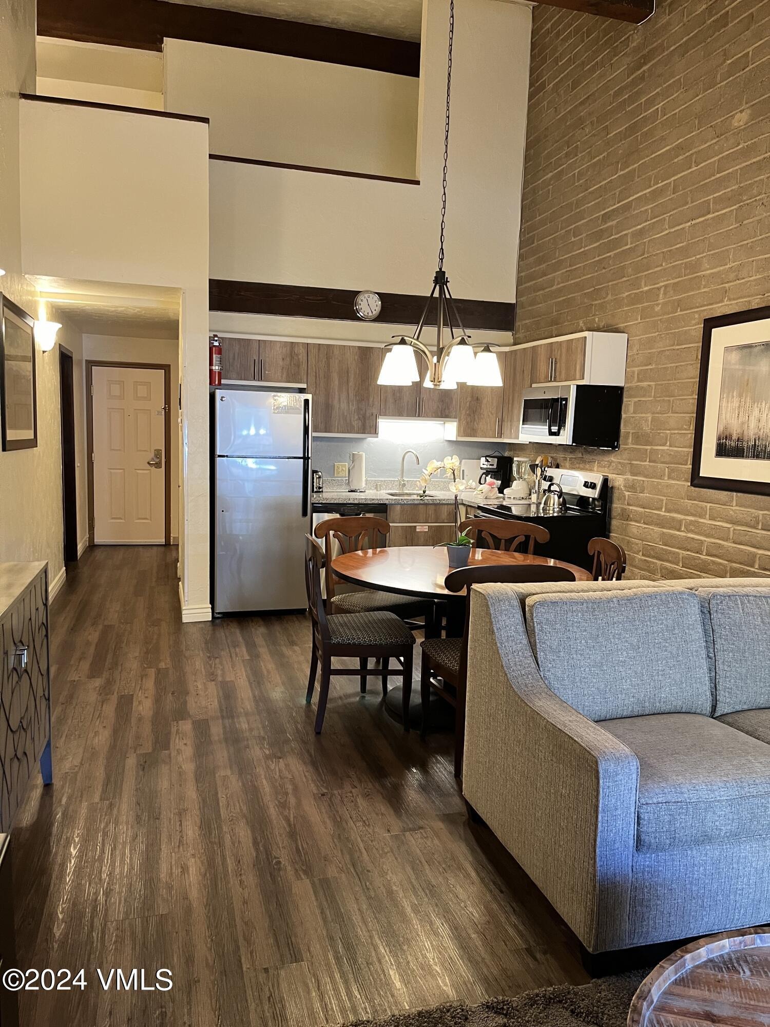 1020 Vail View Drive 1411-31