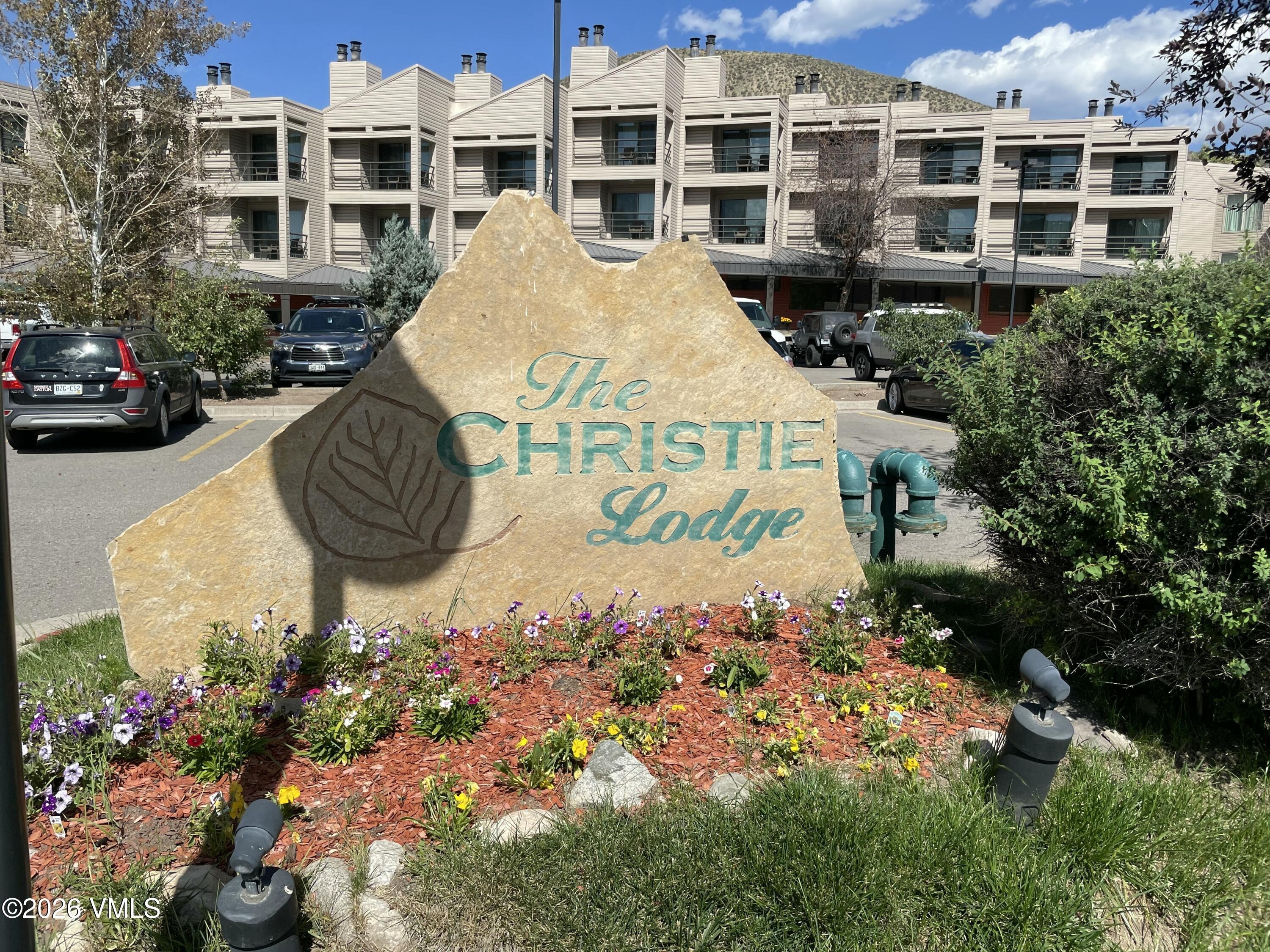 47 E Beaver Creek Boulevard 276