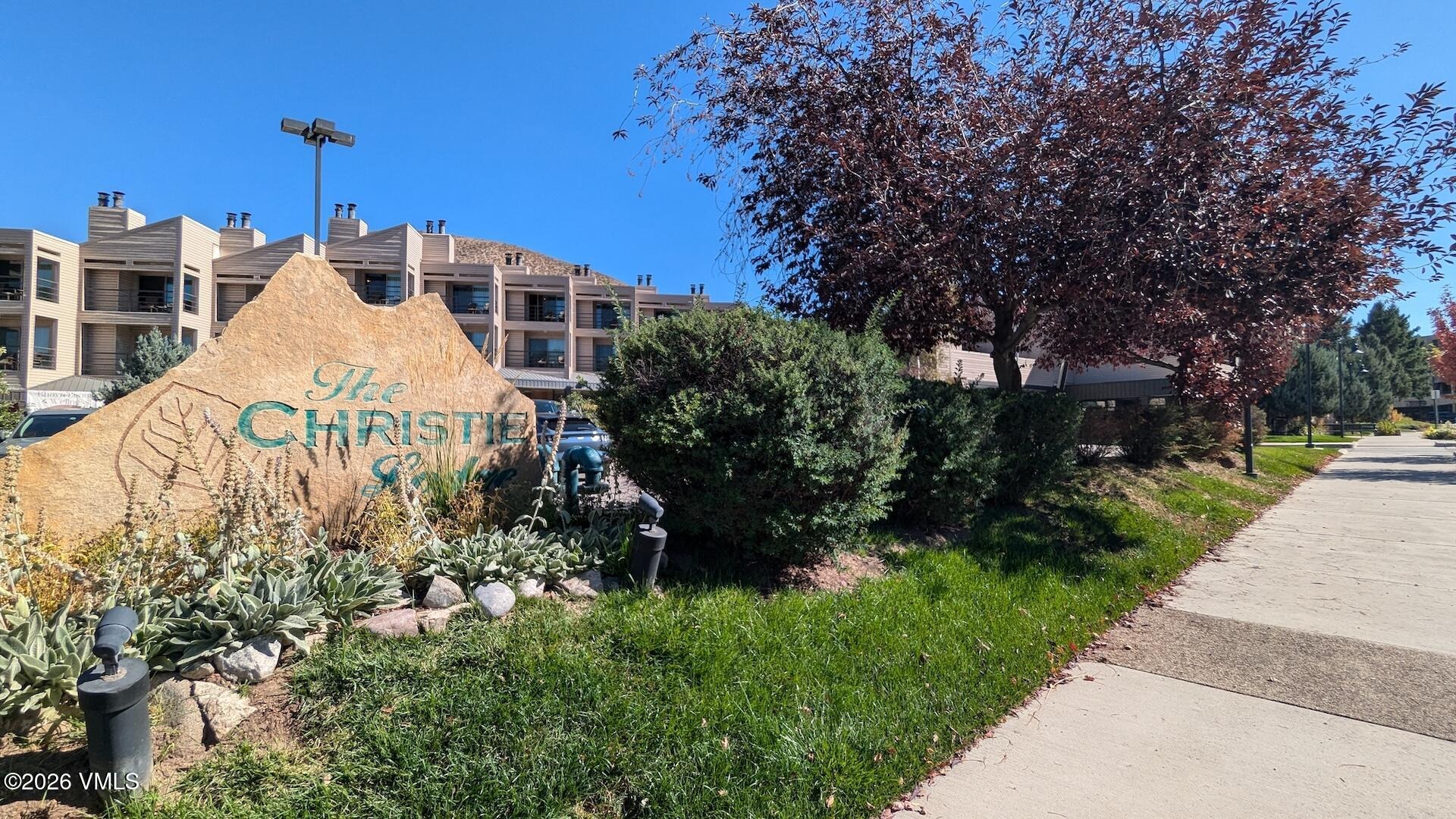 47 E Beaver Creek Boulevard 213-29