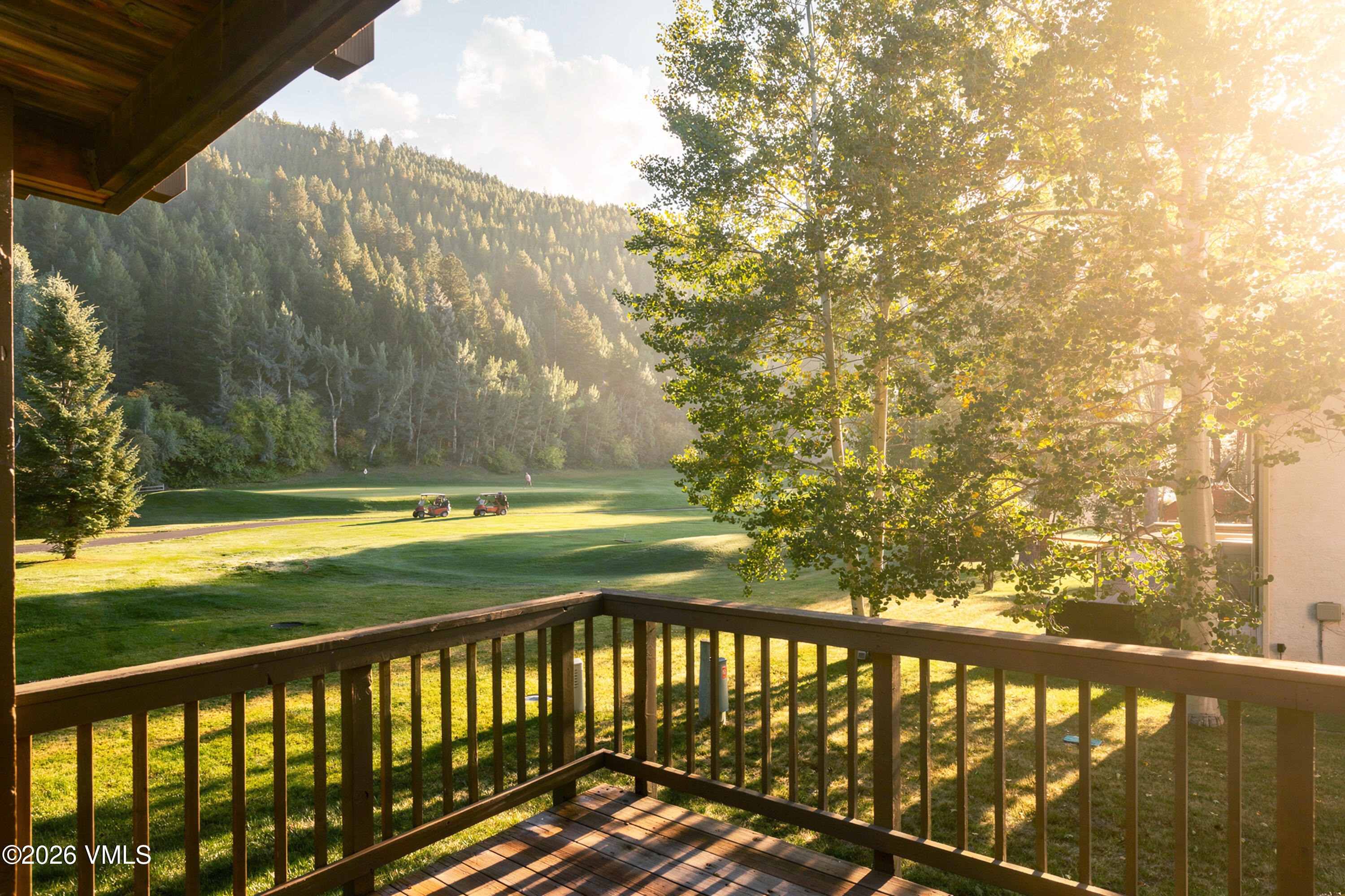 588 Stone Creek Drive W