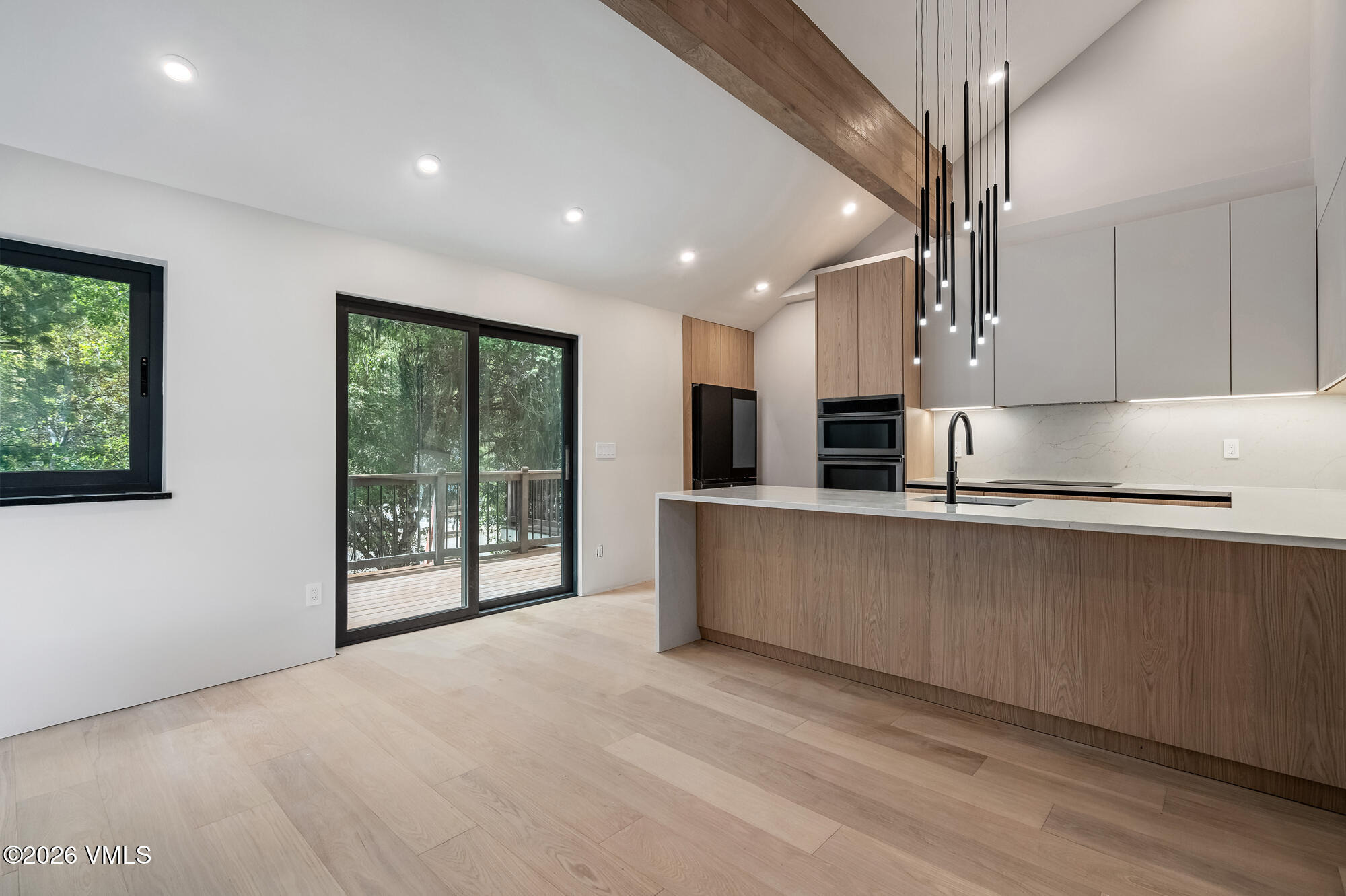 160 Riverside Court # 4