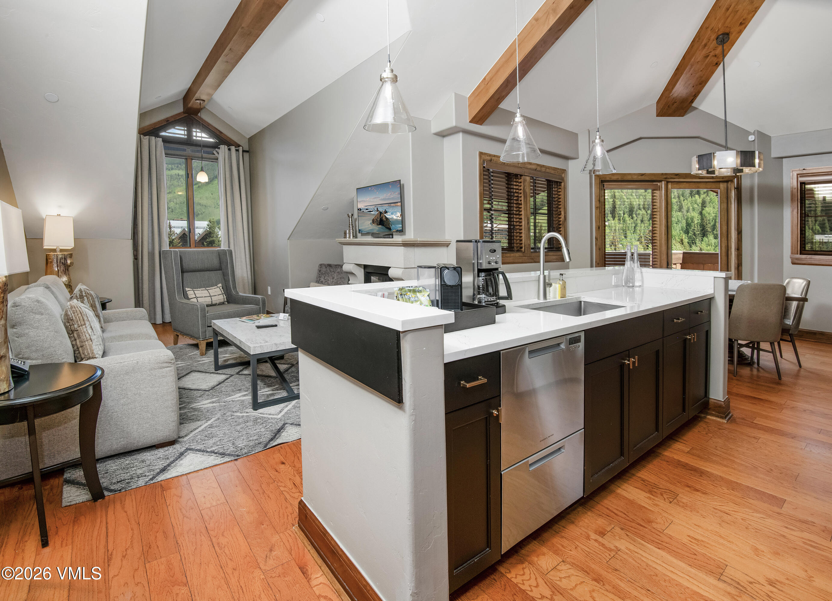 16 Vail Road # 406