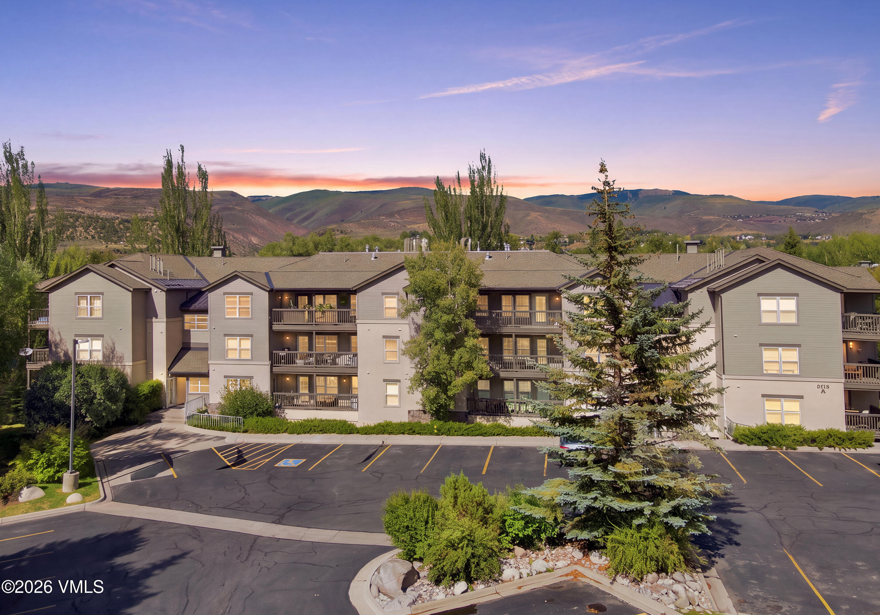 55 River Pines Court # A301