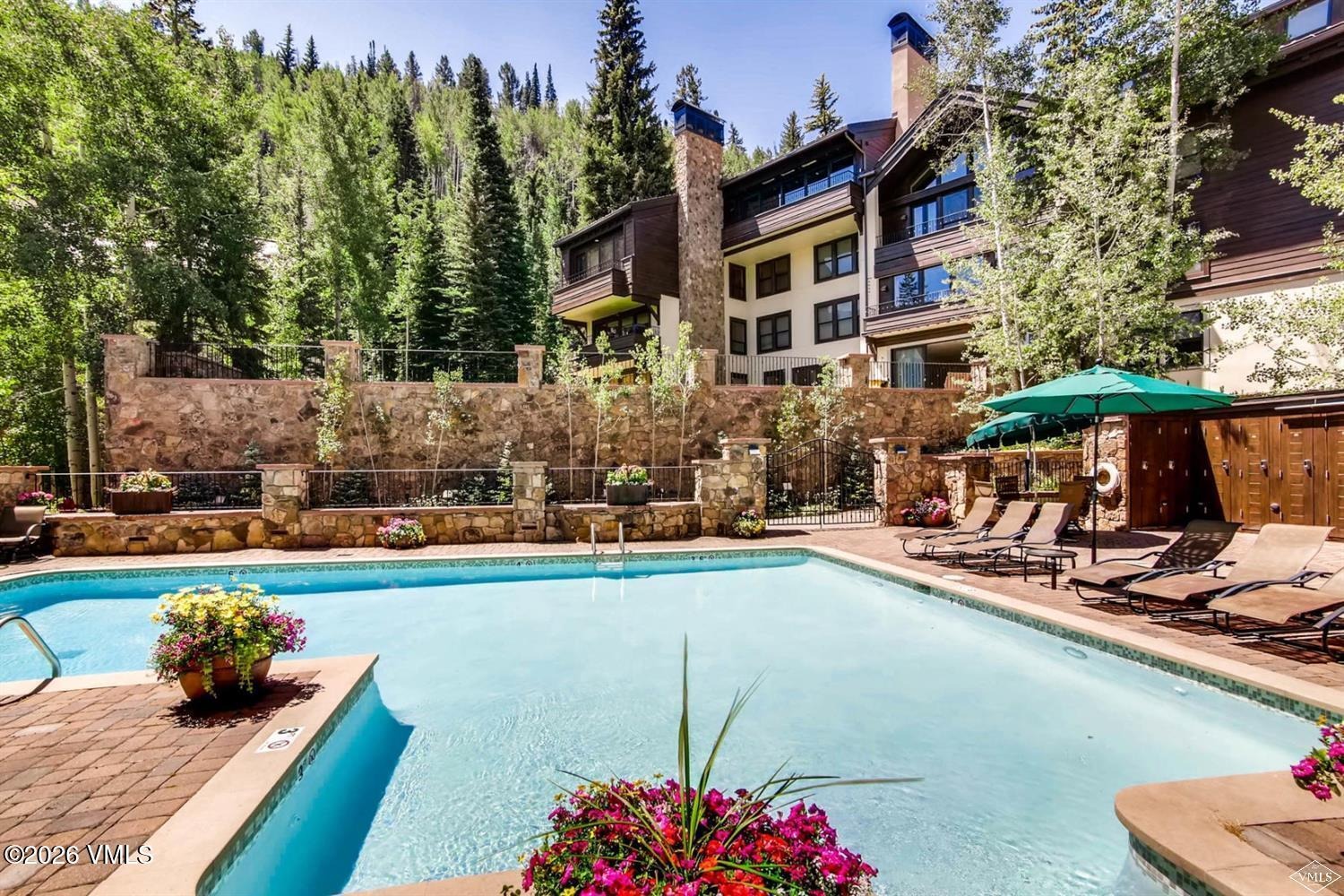 600 Vail Valley Drive Spruce 310