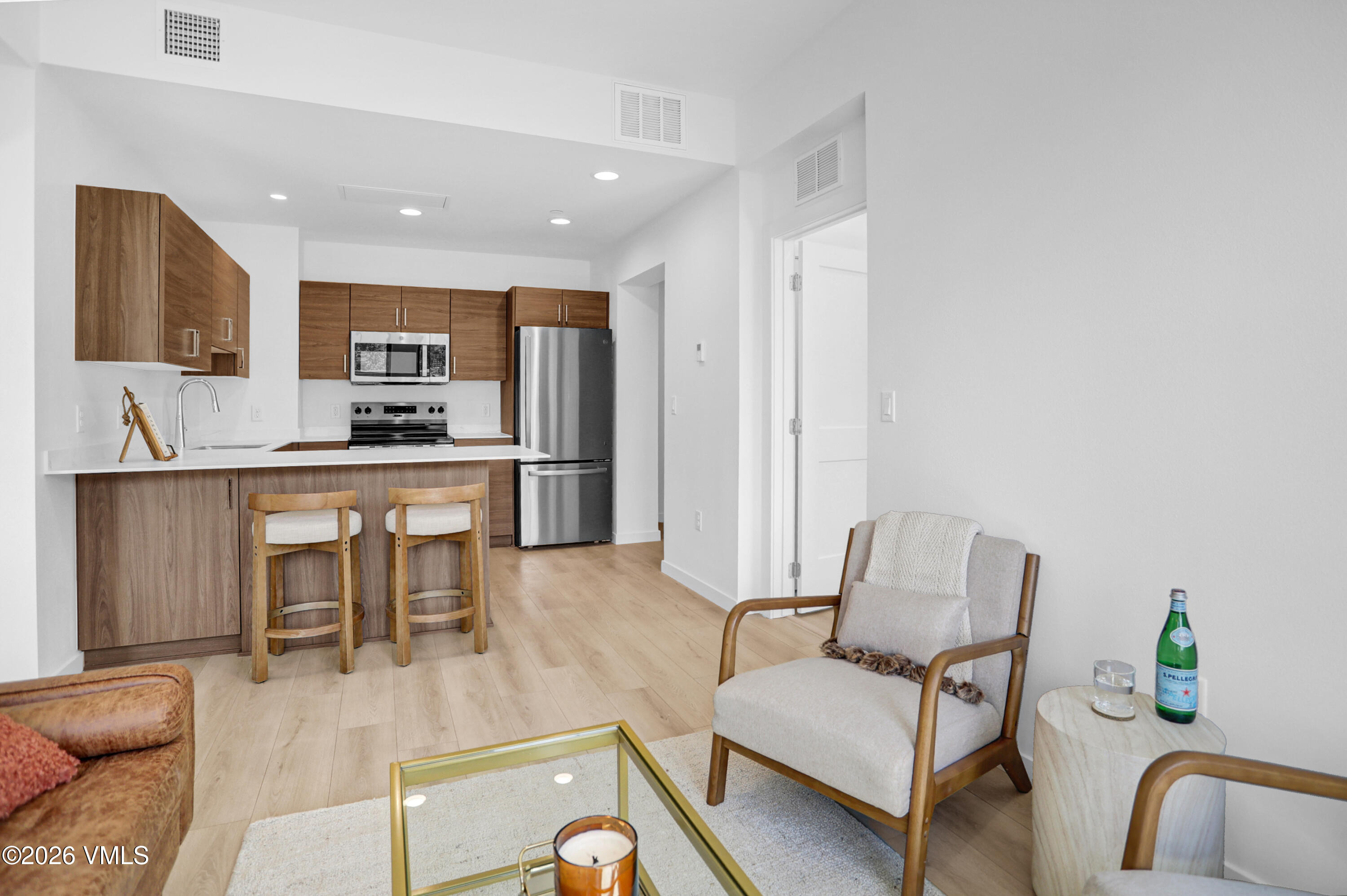 1200 Capitol Street 205