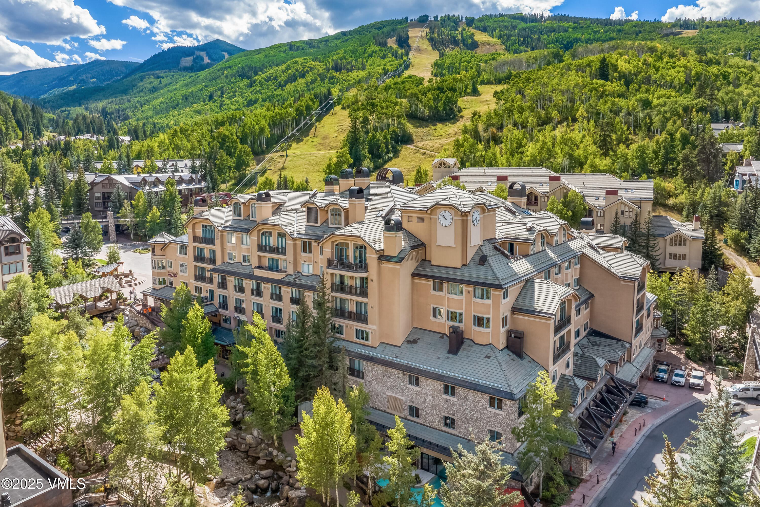 26 Avondale Lane 204-H