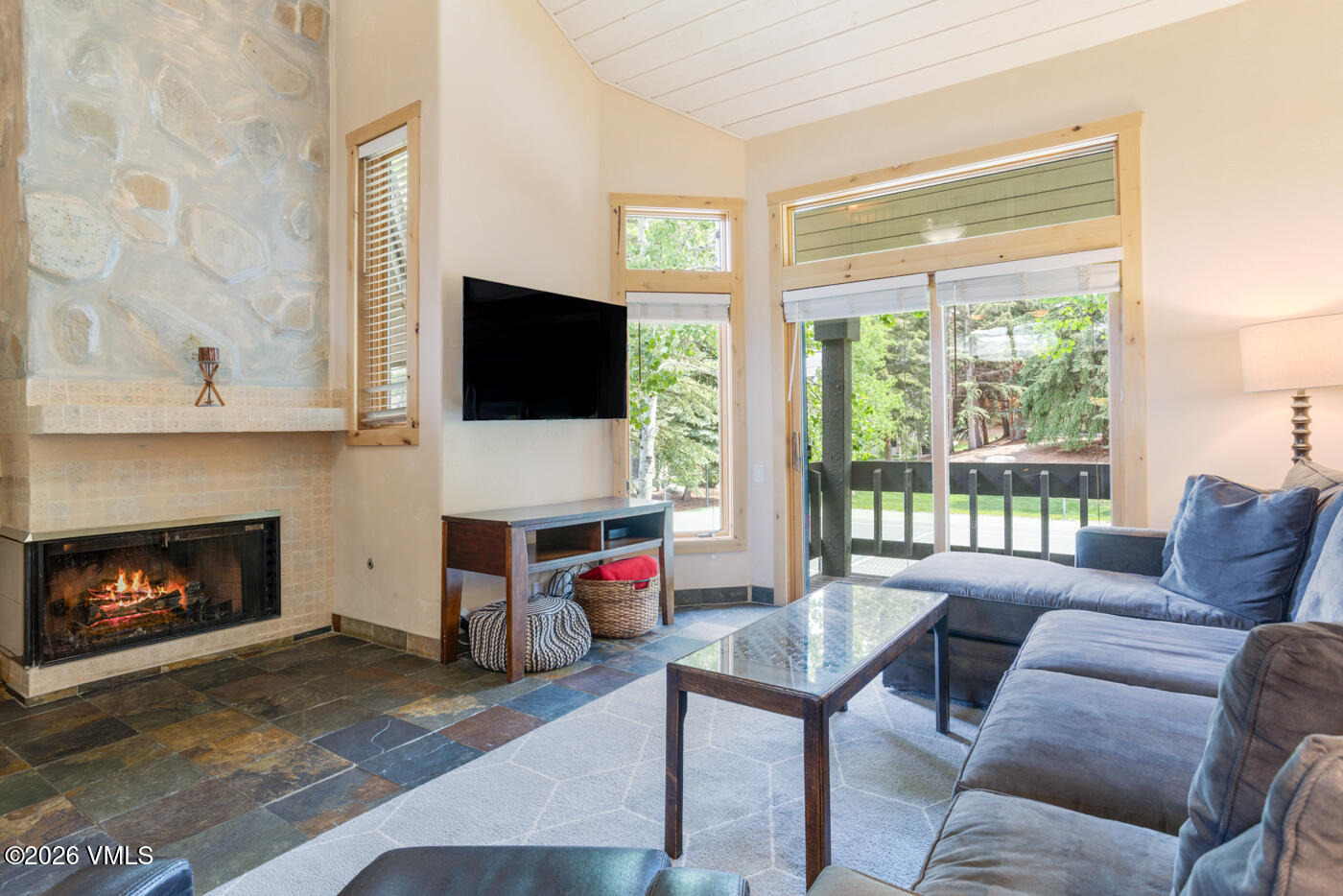 121 Willis Place 127