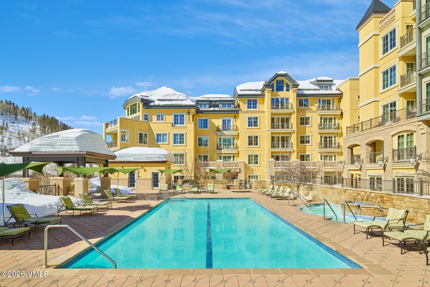 728 W Lionshead Circle F-124