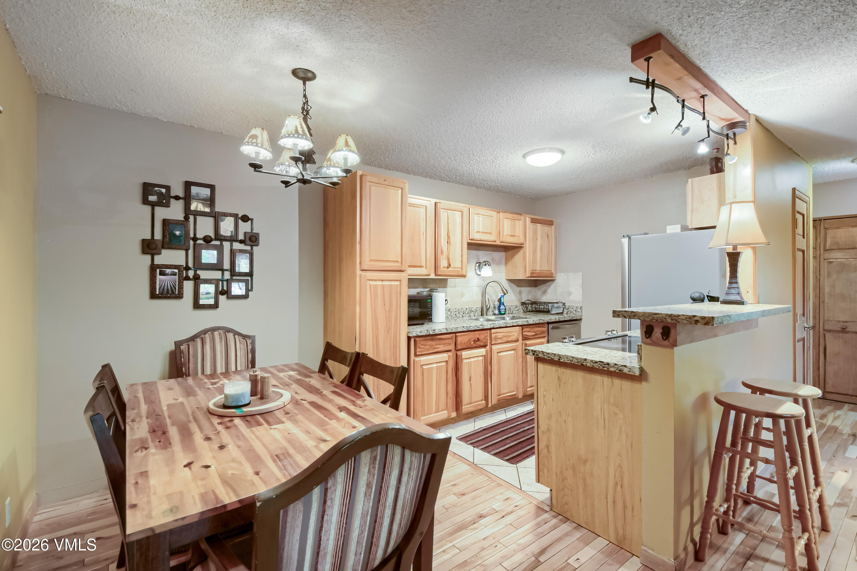 1061 W Beaver Creek Boulevard I-302