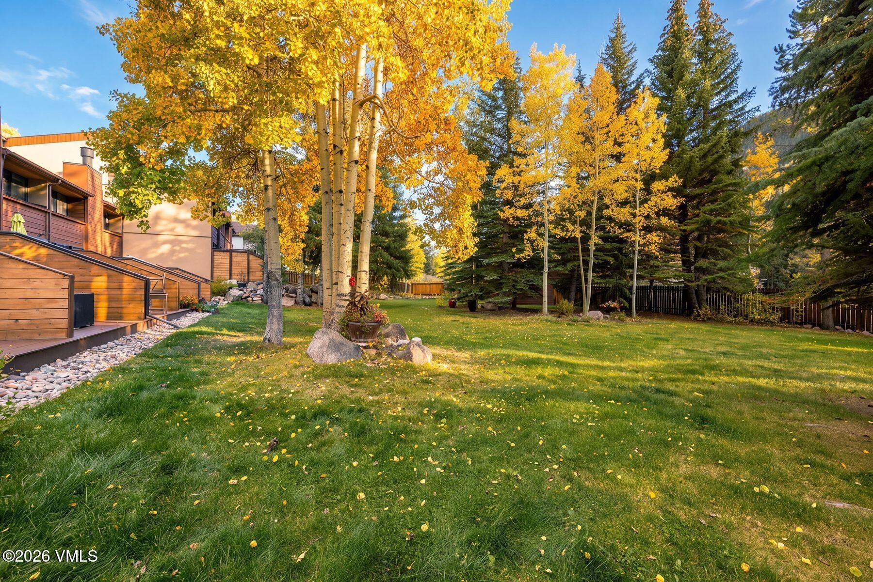 4506 Spruce Way Unit 11