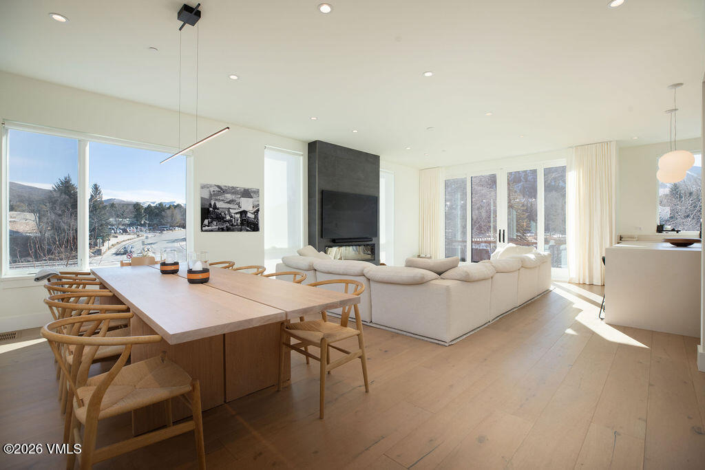 42 Riverfront Lane # TH1