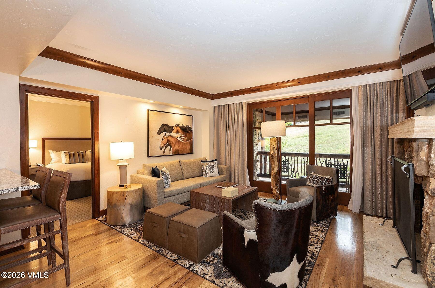 100 Bachelor Ridge Road 3208/04