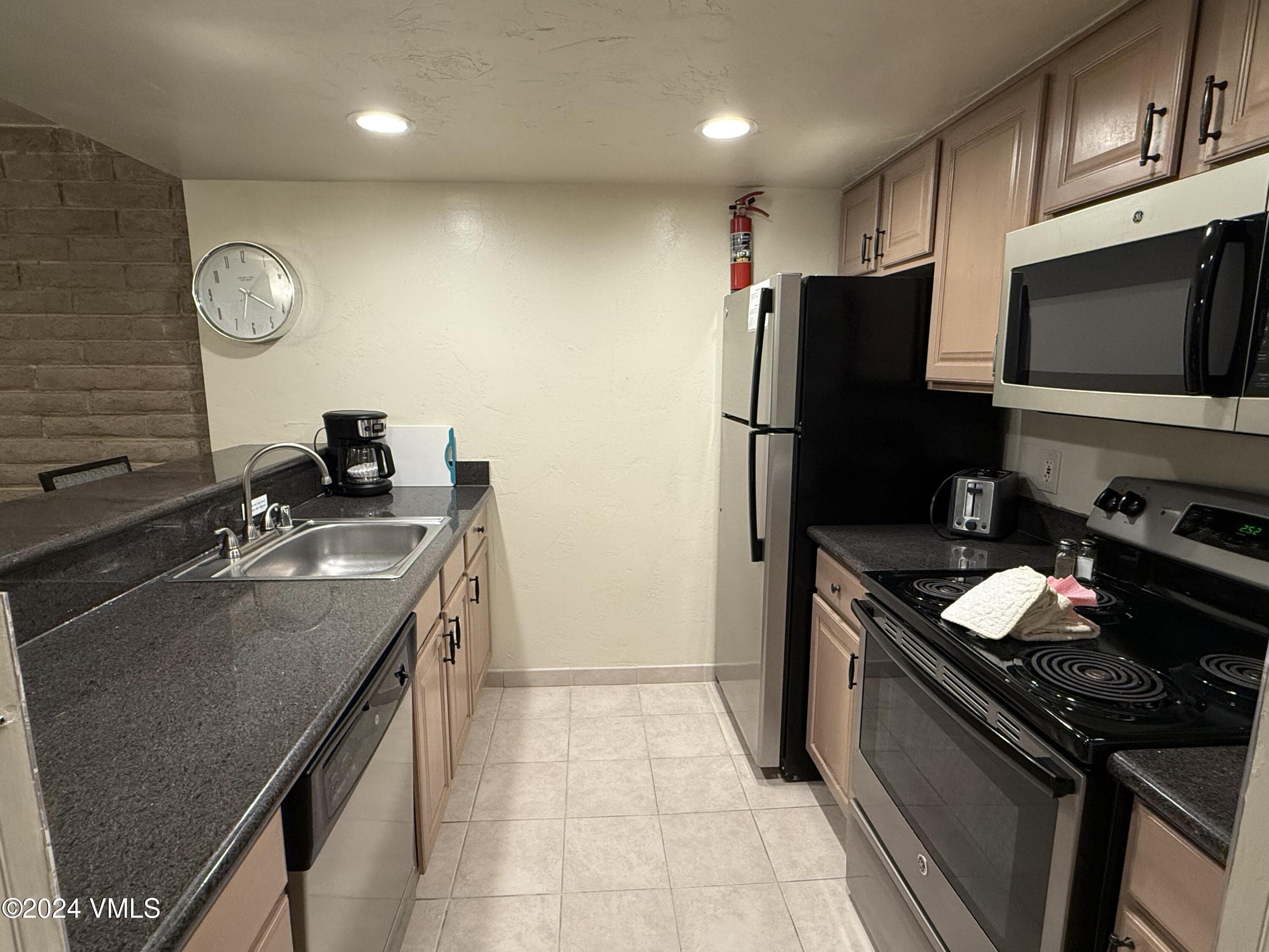 1020 Vail View 2204-34
