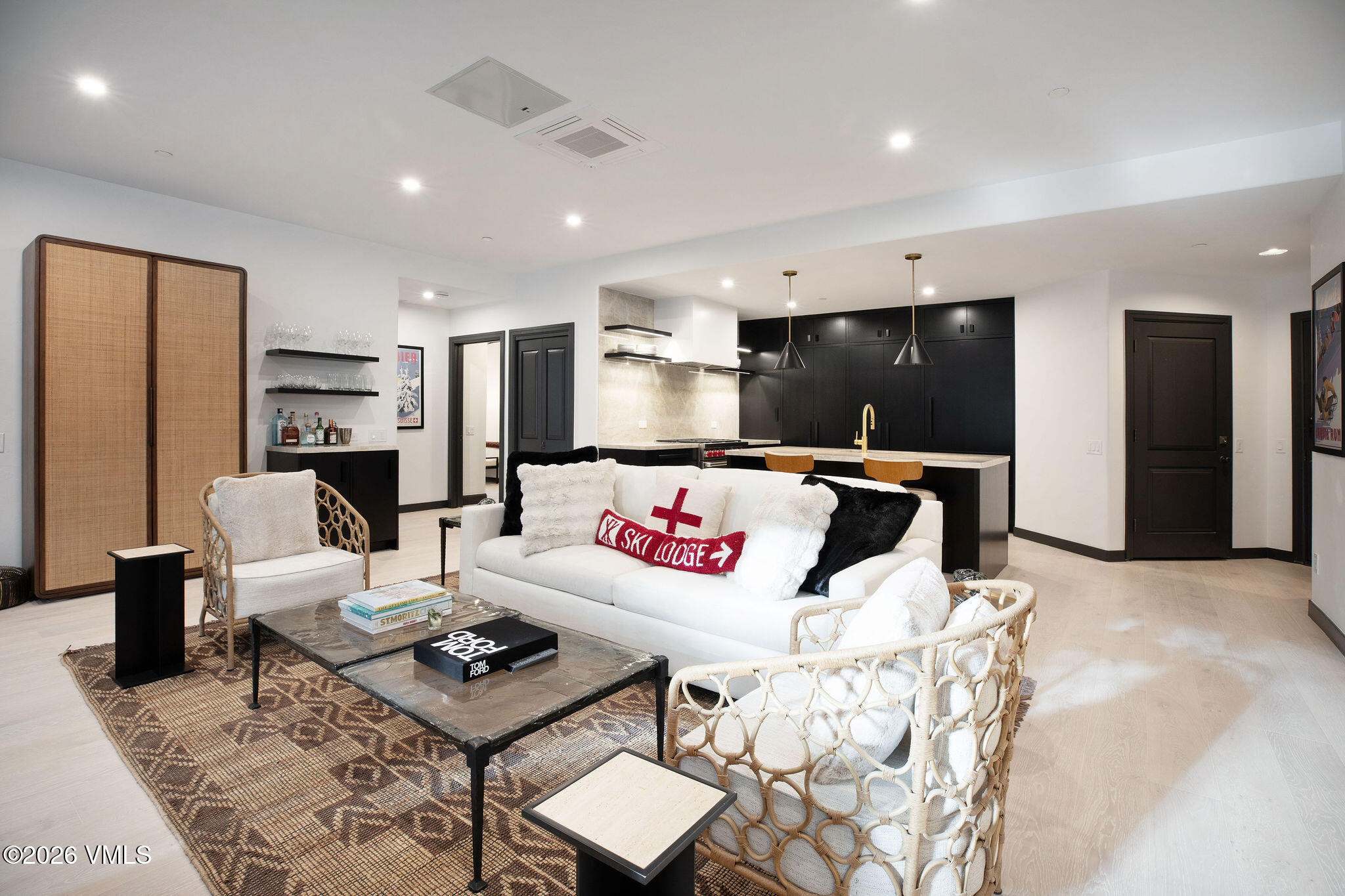 160 Cresta Road # R202