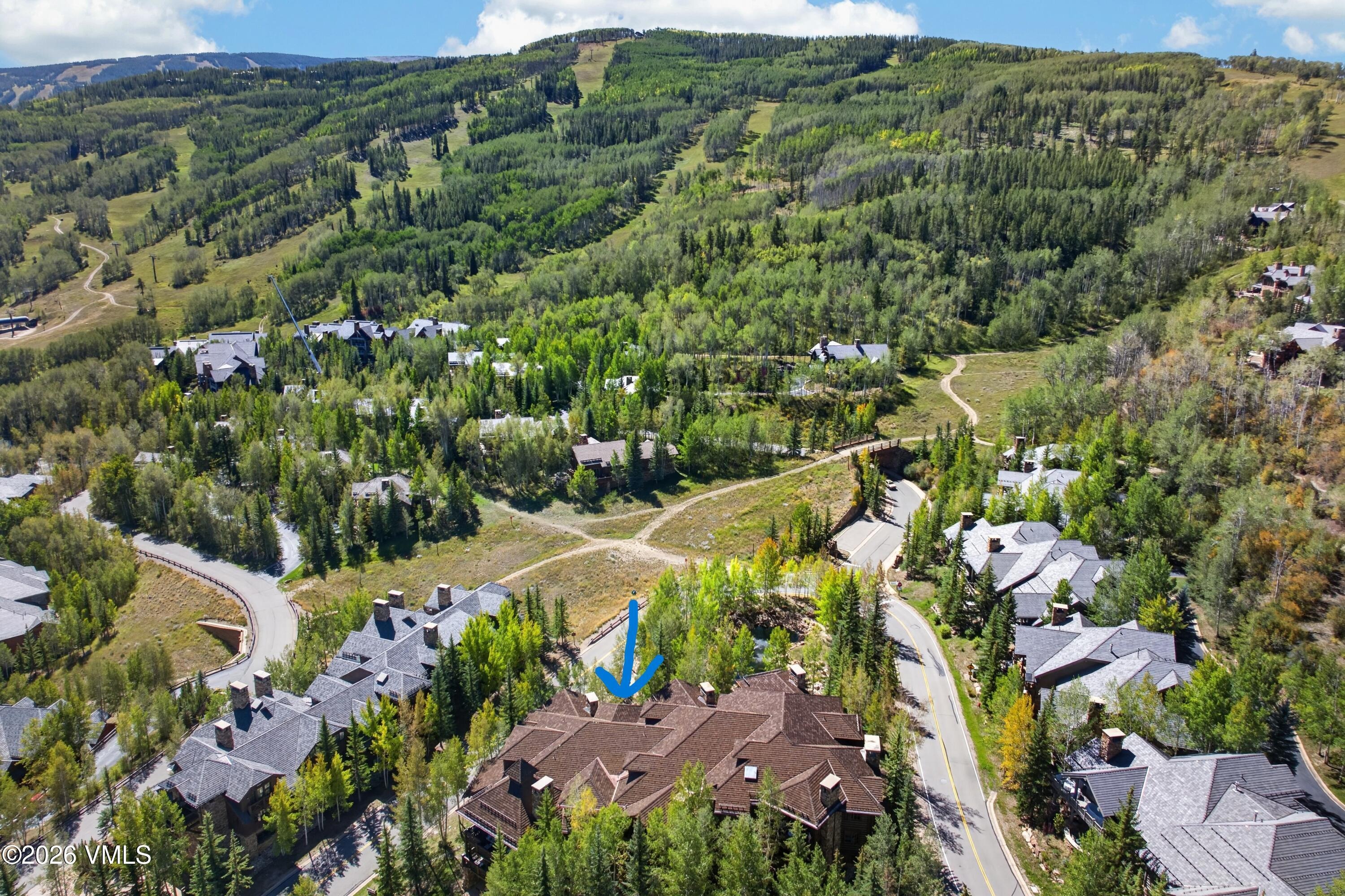 1087 Bachelor Ridge # 201